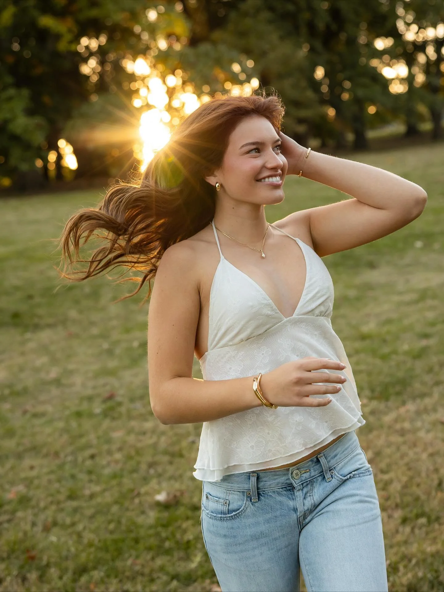 Golden hour with Reesa!! ✨

So happy we squeezed in her senior session before the cold weather settles in. Her beauty is truly unmatched like hello??? Had to share some of my favorites from this shoot 💛