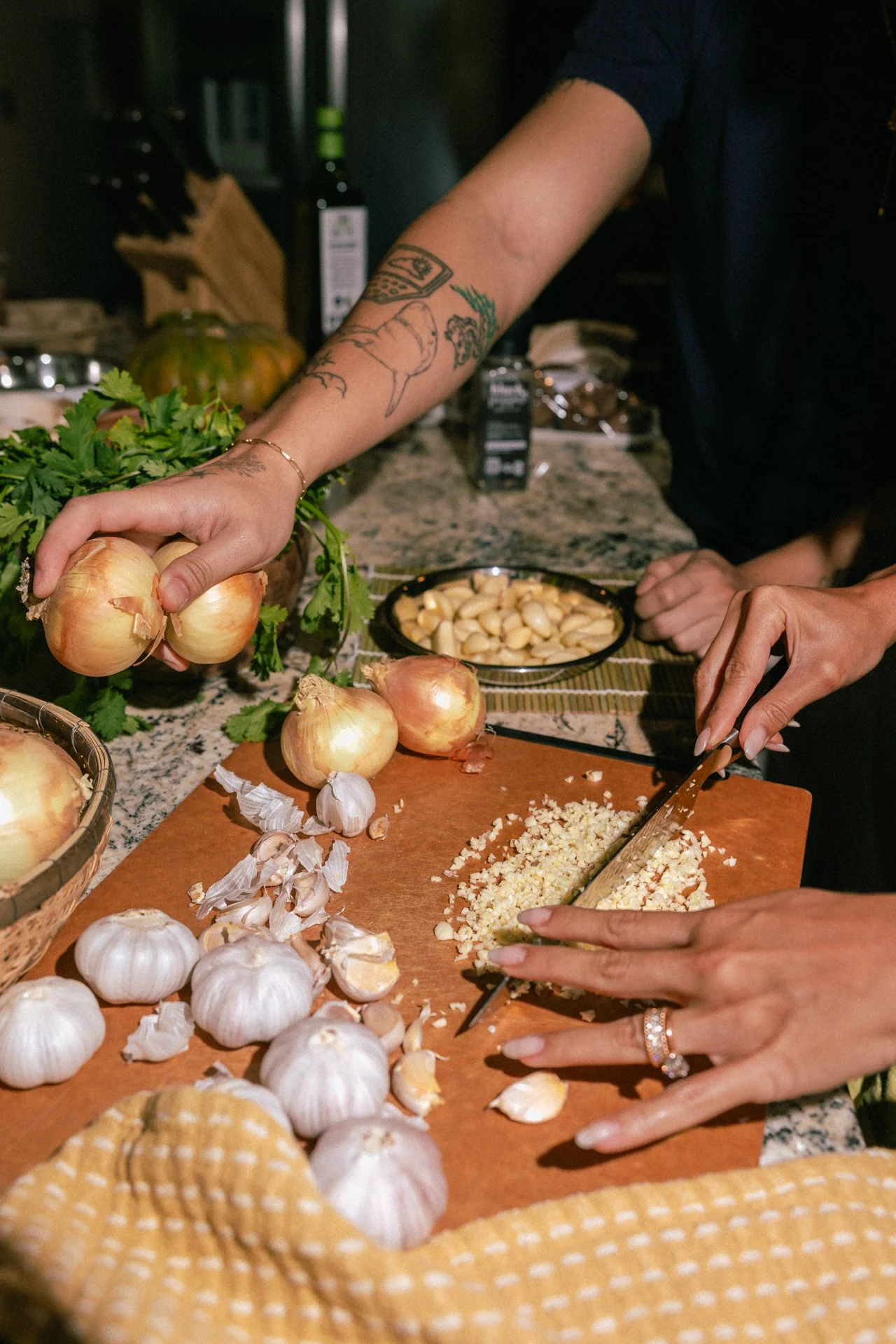 2609_MAU_GARLIC-RAW-ALL_XV-23.jpg
