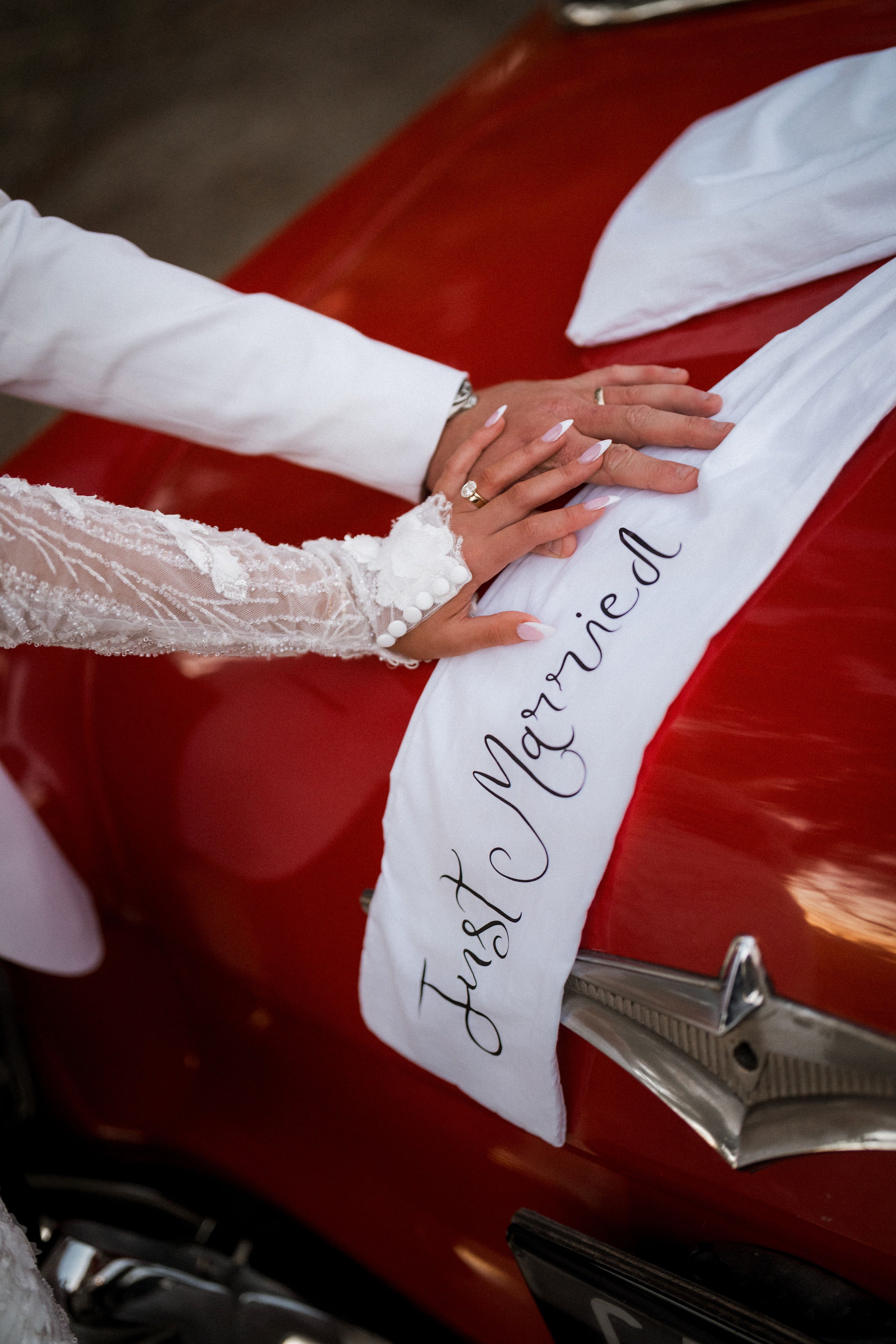 Just Married Big Bow