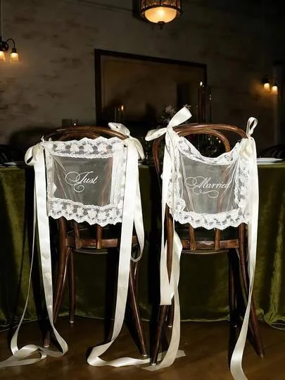 Lace Chair Signs