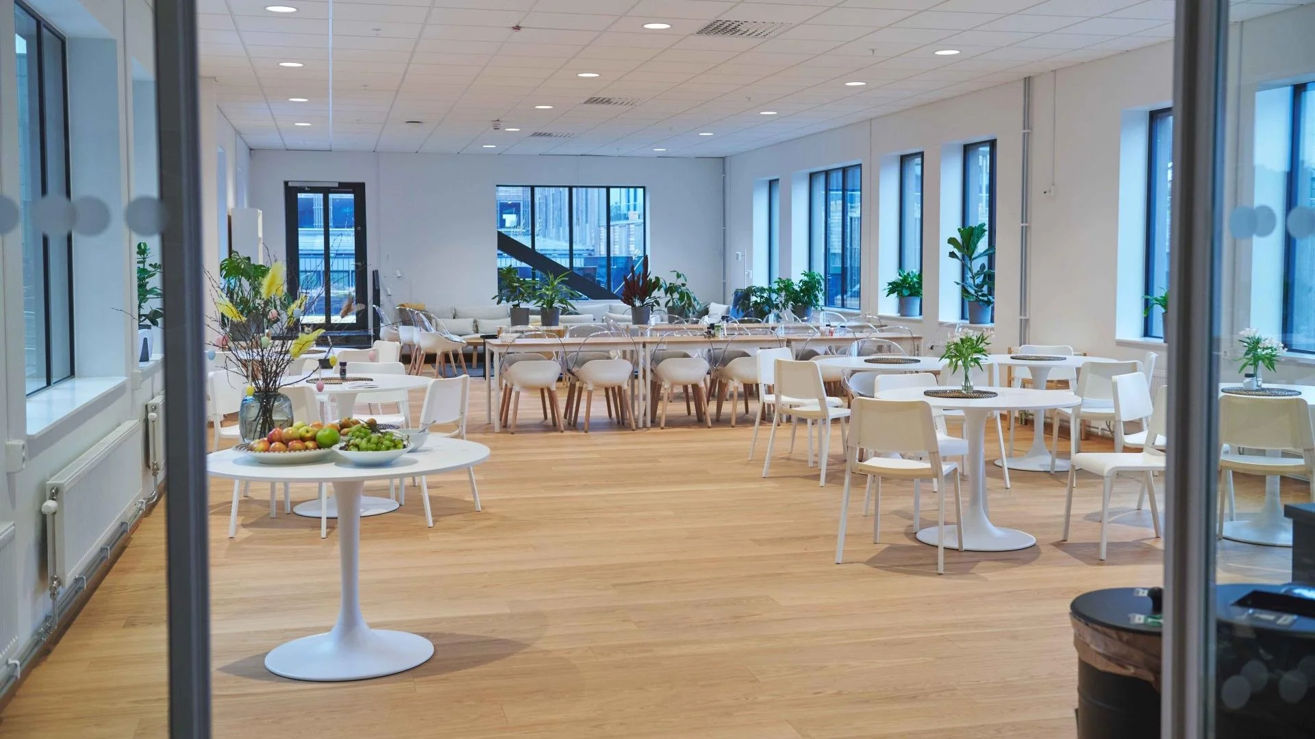 Beyond Aesthetics: What Defines High-Performance Commercial Flooring?
