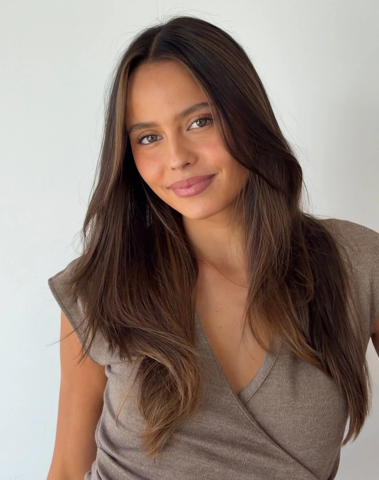 Soft enhancements making the biggest difference ✨✨

#wollongonghair #wollongonghairstylist #wollongonghairdresser #brunette #brunettespecialist