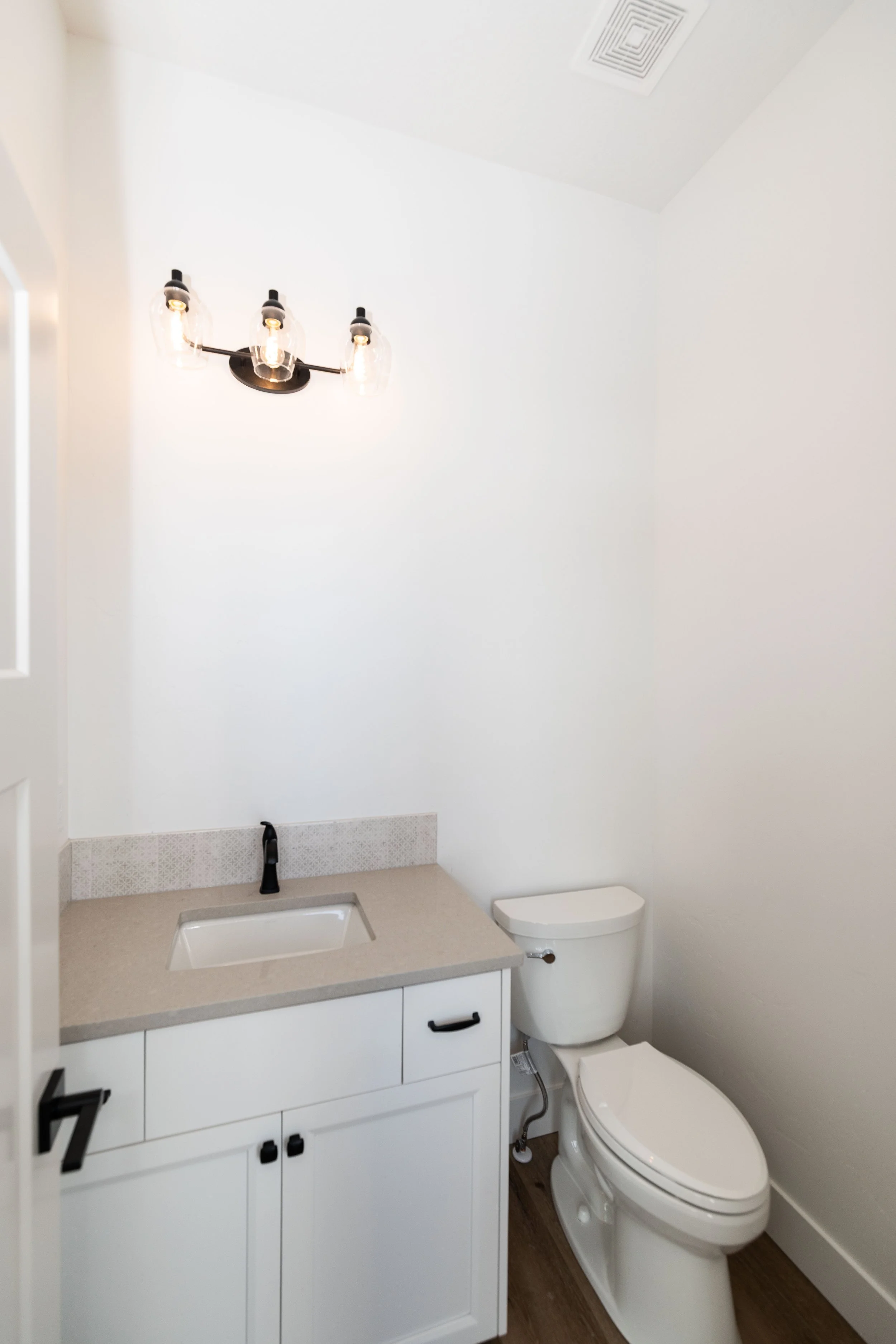 D85_5473.jpg