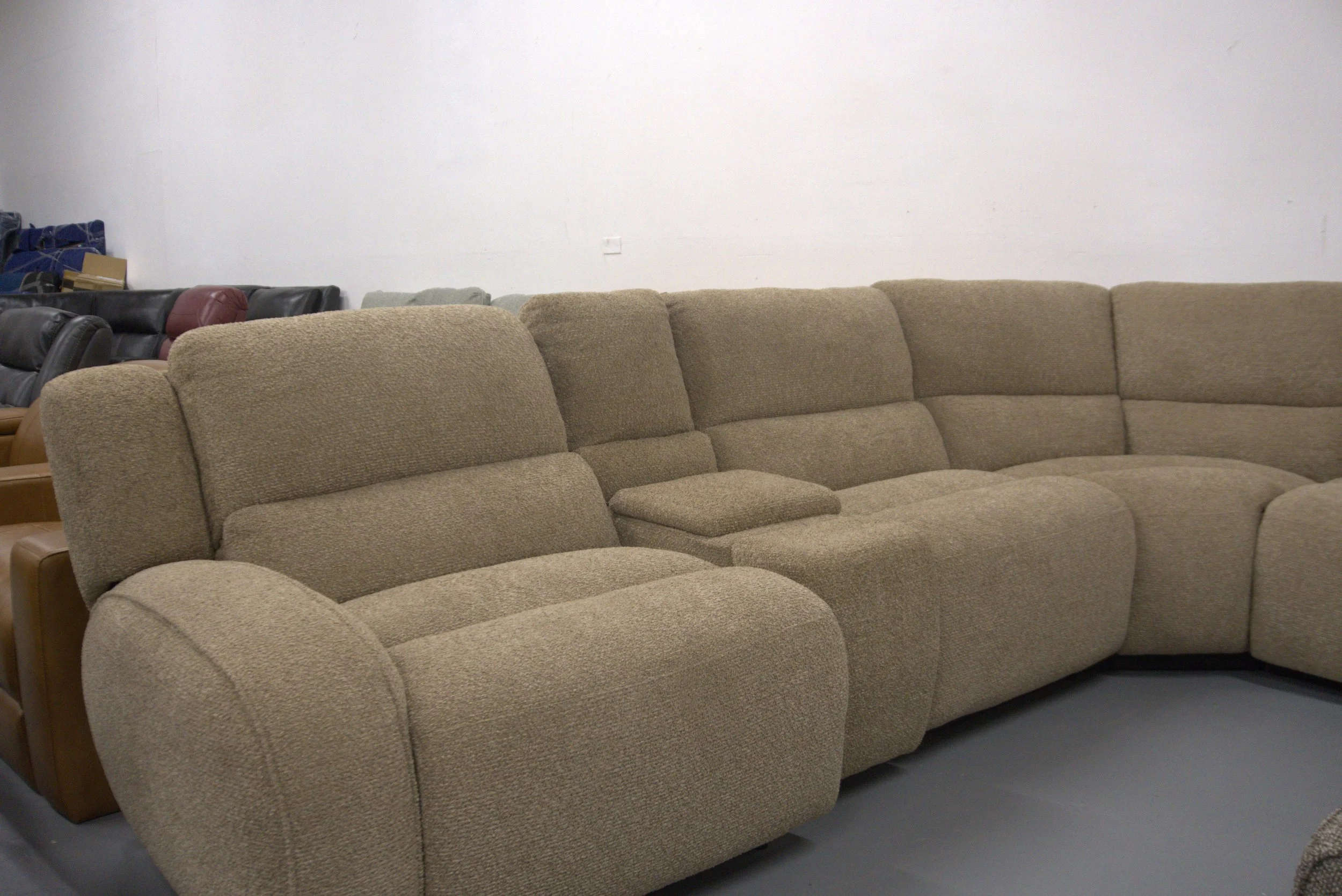 Tan Plush 7 pc Sectional