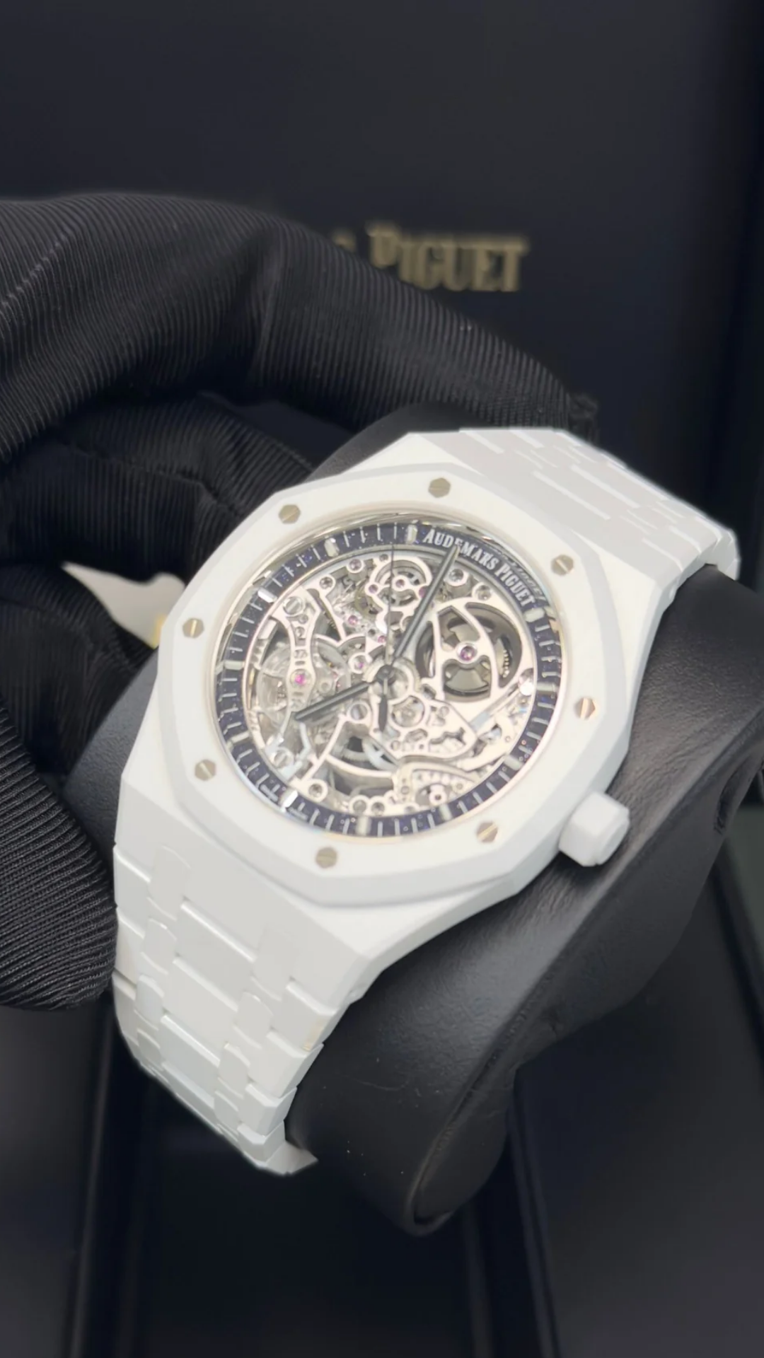 Audemars Piguet x Swatch Royal Oak Red 42mm (34).png