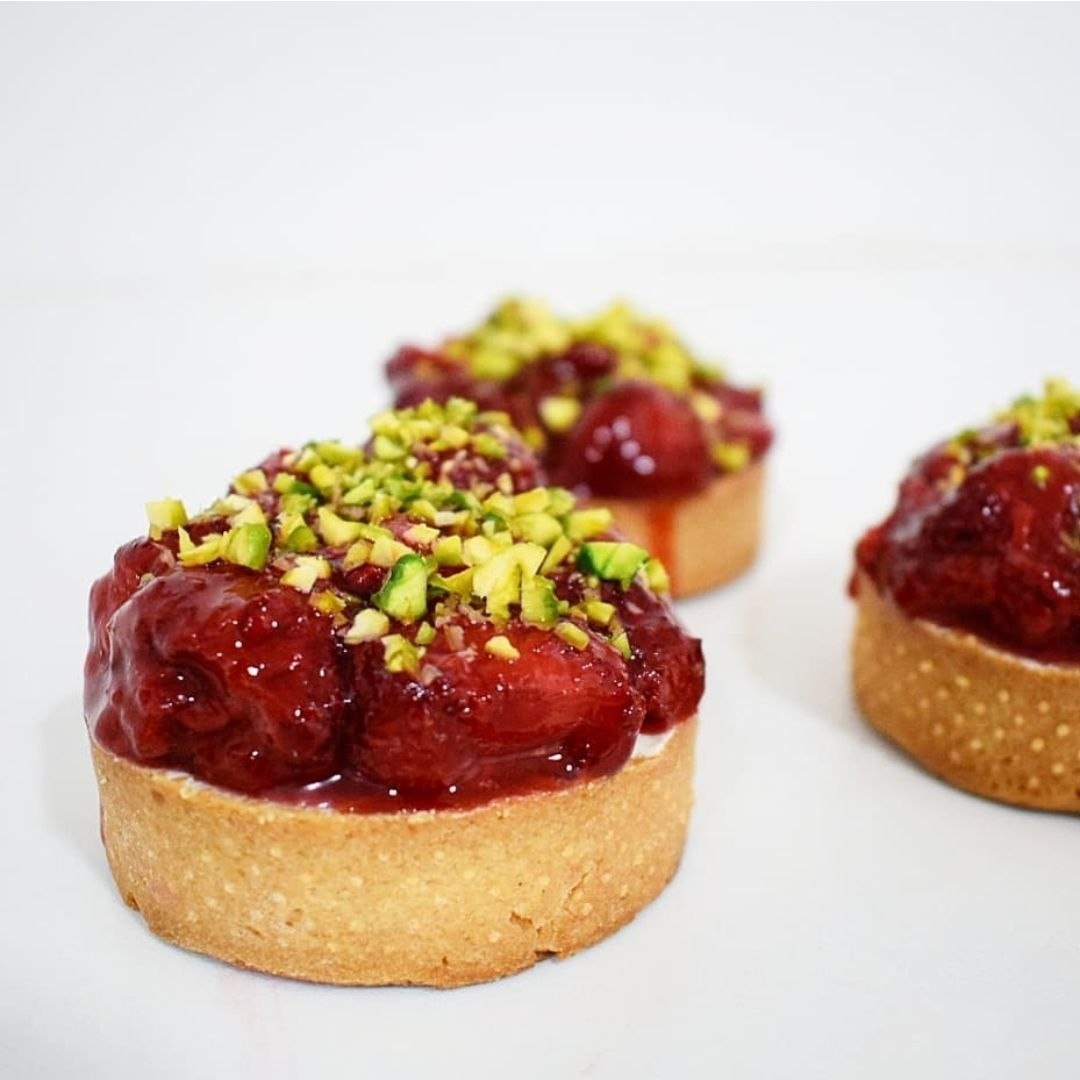 Balsamic Strawberry Cheesecake