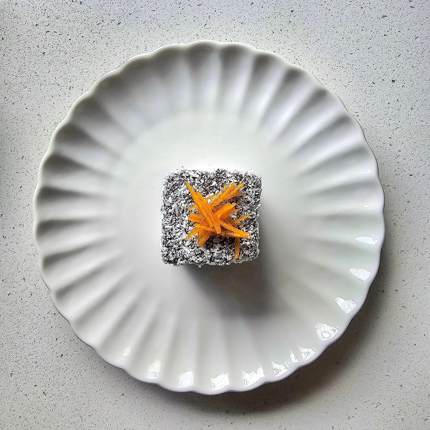 Tried McVitie&rsquo;s Jaffa Cakes for the first time&hellip; and "accidentally" finished the whole pack in one sitting 🥲 So here we are, Jaffa cakes but make it lamington - orange marmalade core and candied orange on top ✨🍊🧡