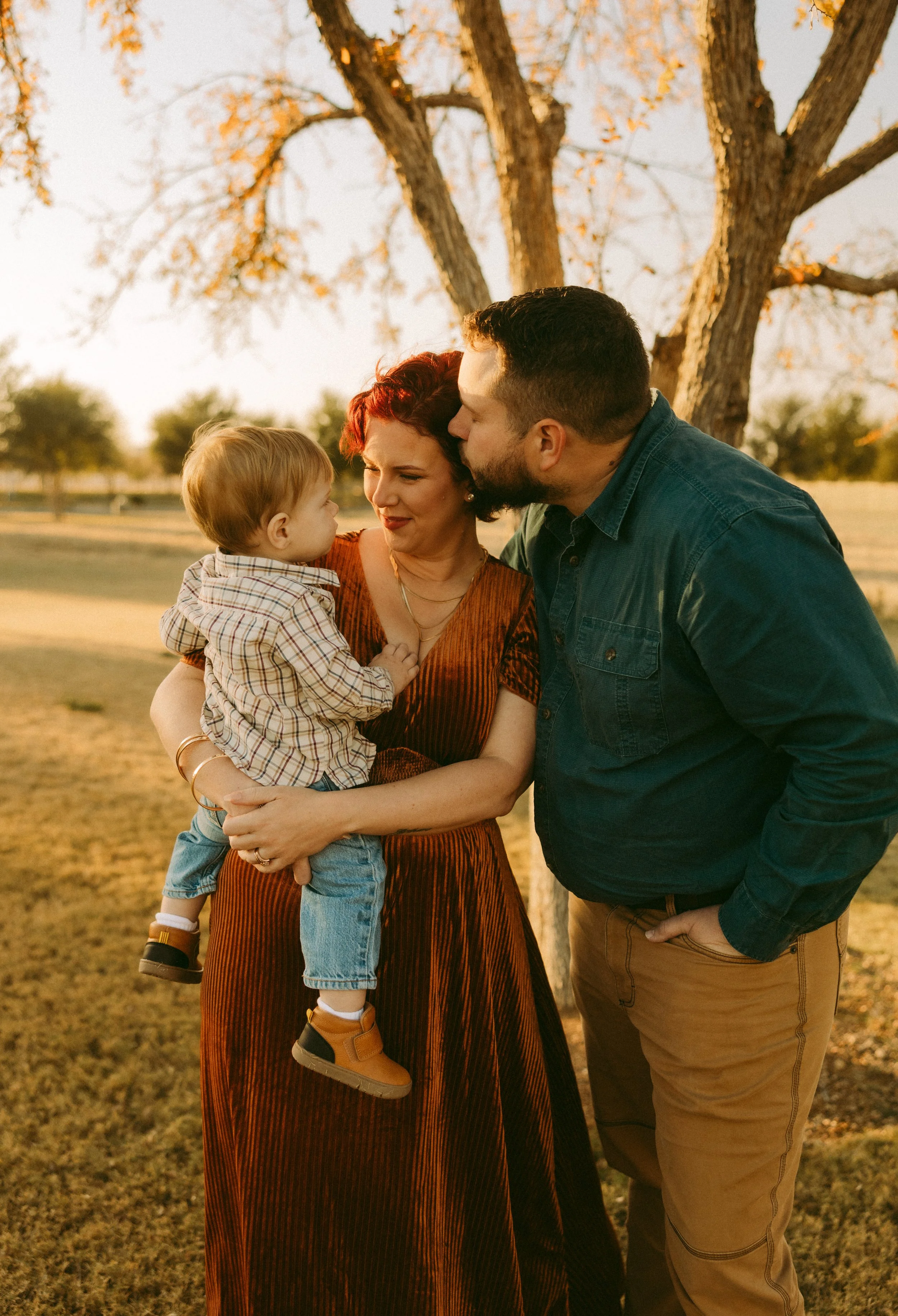 owner of lucky ace photography with her husband and son