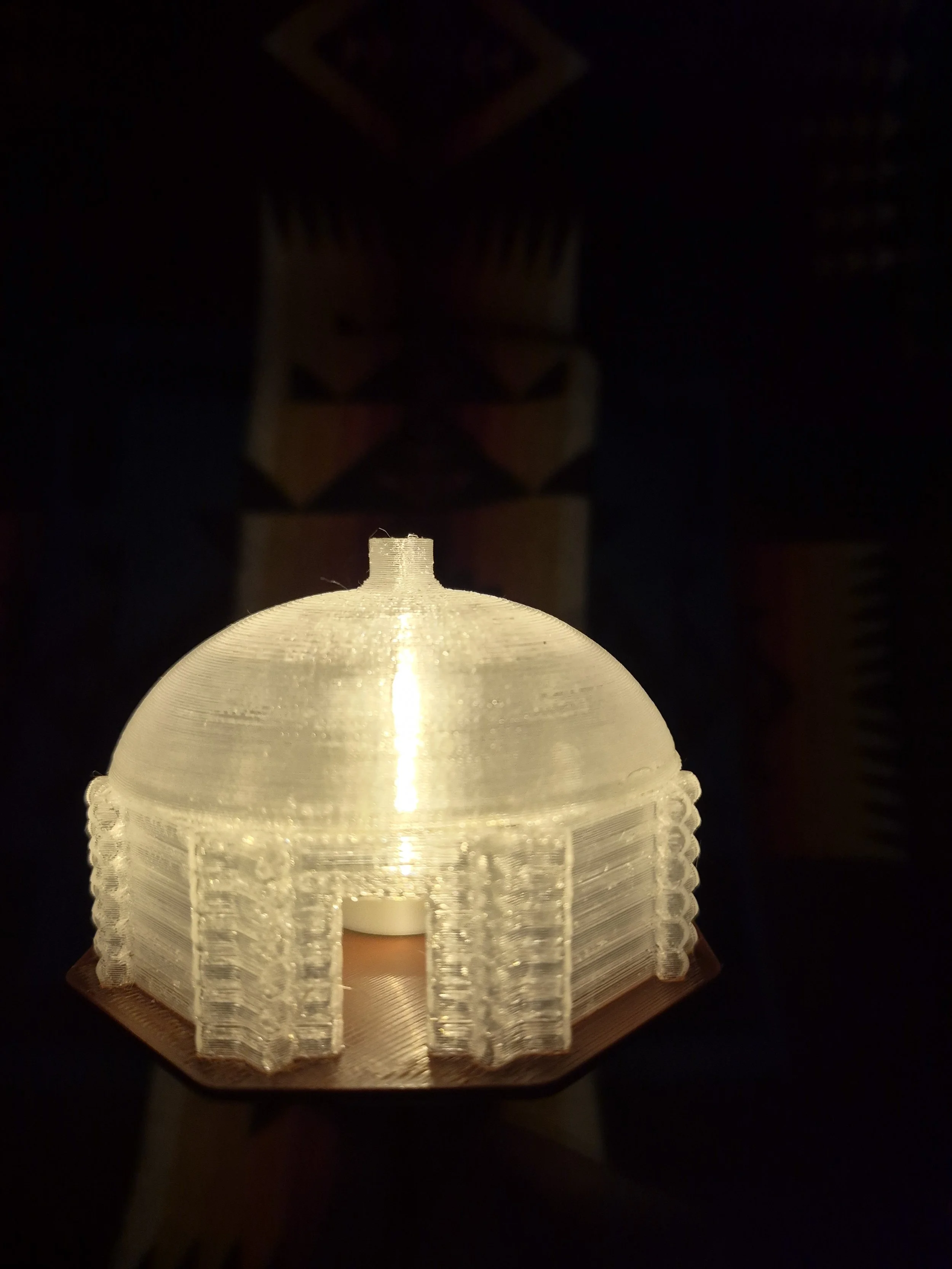 Hogan Night Light (Auto Dim)