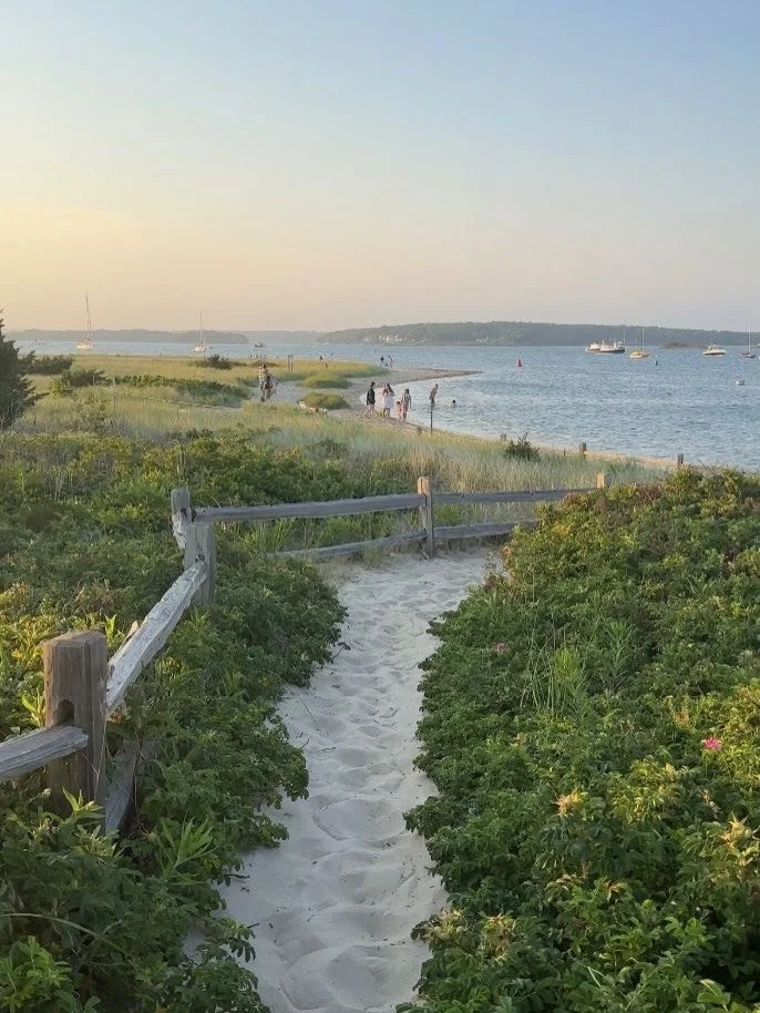 &bull; Daydreaming: Our East Coast Summer Trip ✨🐚🥂🌾

All photos found on Pinterest