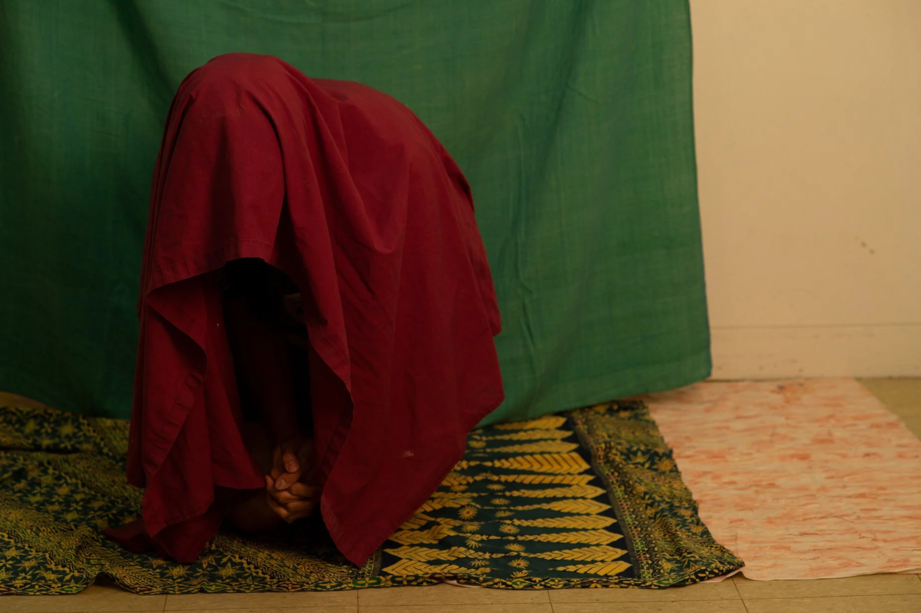 "Gender Fluid Mimetic Fantasy 014" or "Combing Ritual" Taken by Haley Indorato (2021). Medium: Digital Photography. Dimensions: Variable.
