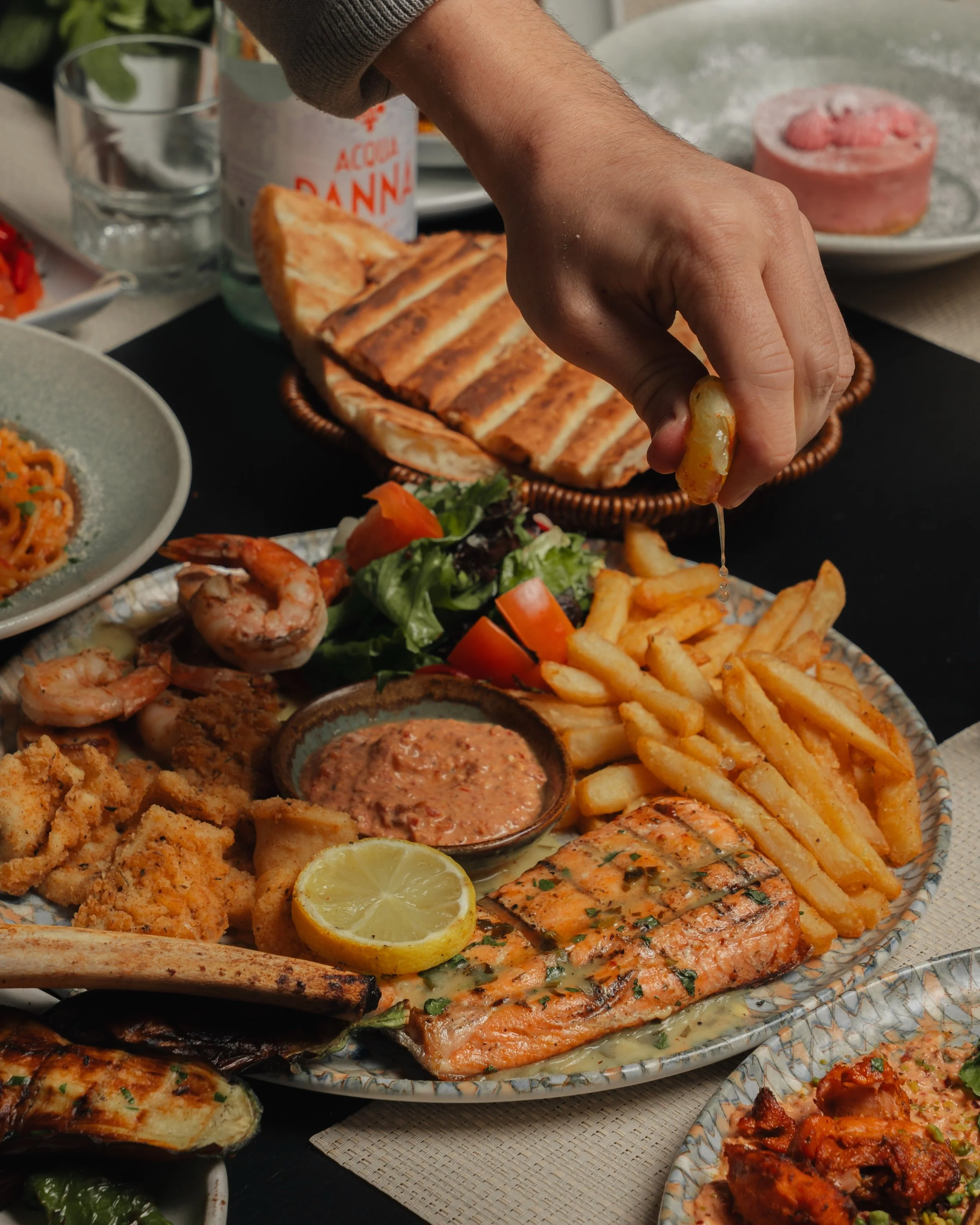 An &mdash; Irresistible &mdash; Spread

Let the conversations flow and the comfort to settle. The art of gathering is exemplified at RUH. Your seat awaits. 

Book a table tonight, via the link in our bio 🔗