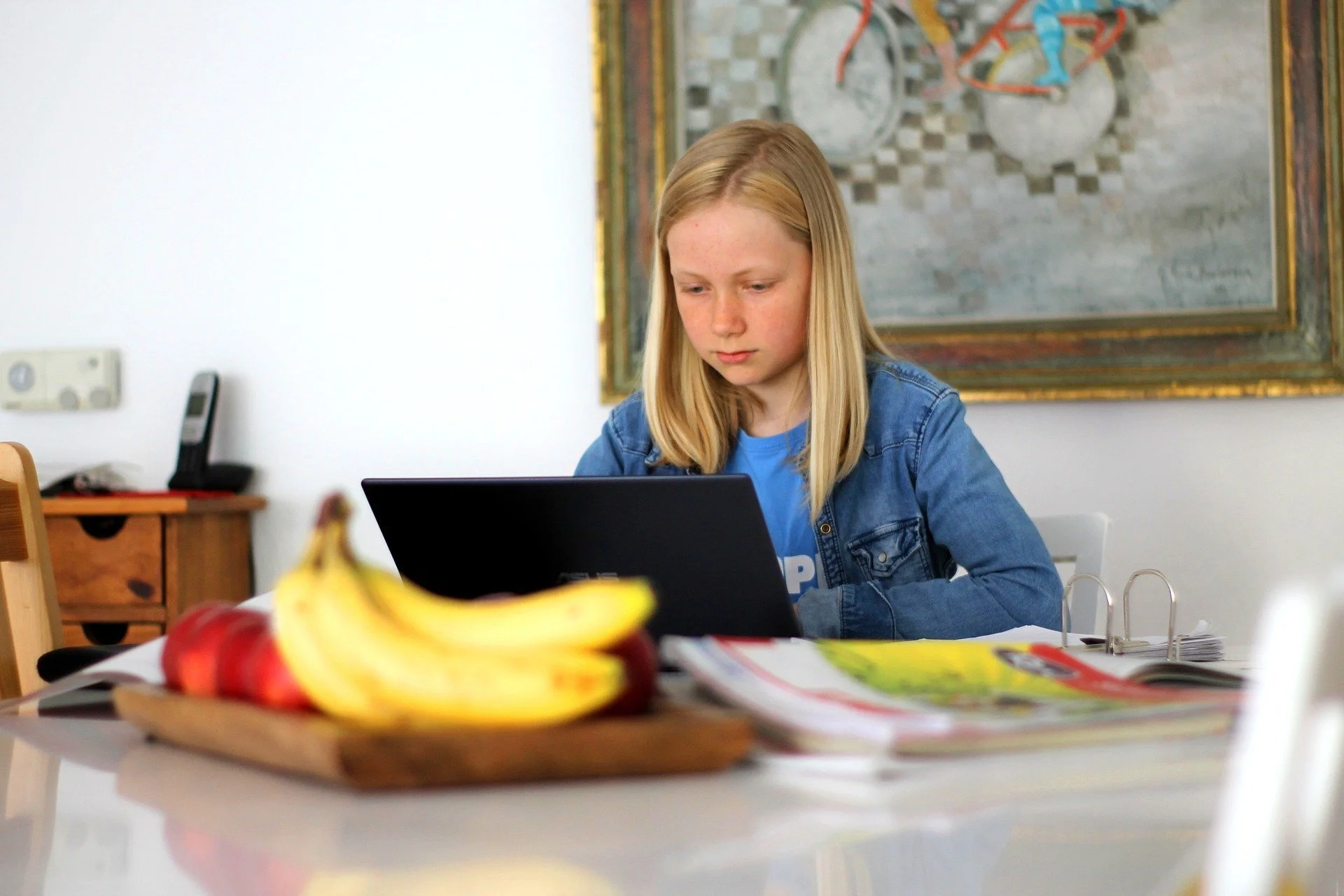 How to Protect Your Children Online