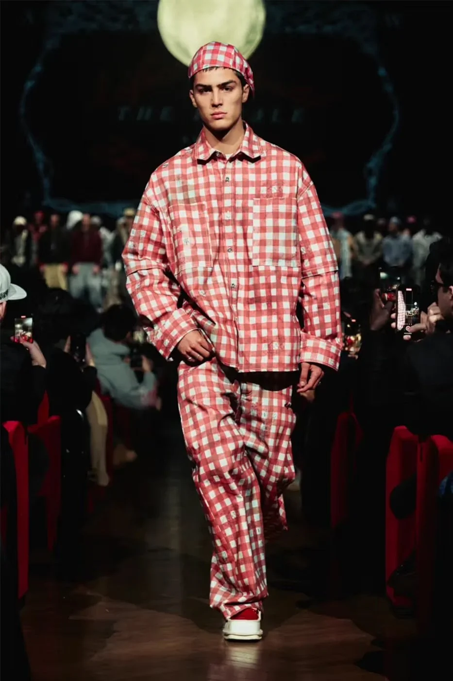 https---hypebeast.com-image-2026-01-21-pdf-fall-winter-menswear-collection-milan-fashion-week-runway-001a.jpg