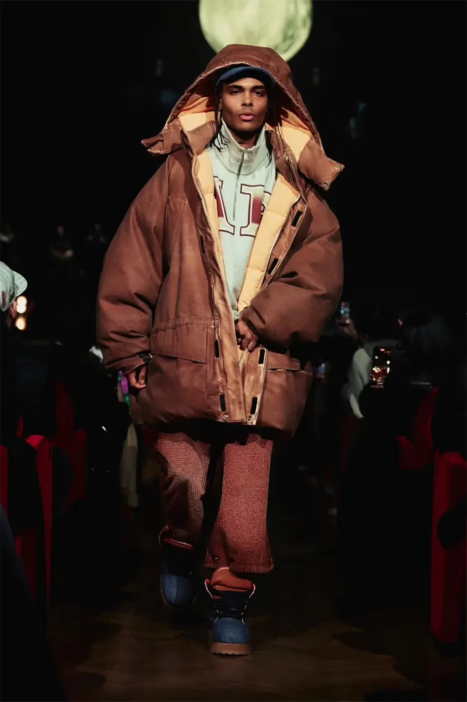 https---hypebeast.com-image-2026-01-21-pdf-fall-winter-menswear-collection-milan-fashion-week-runway-040.jpg