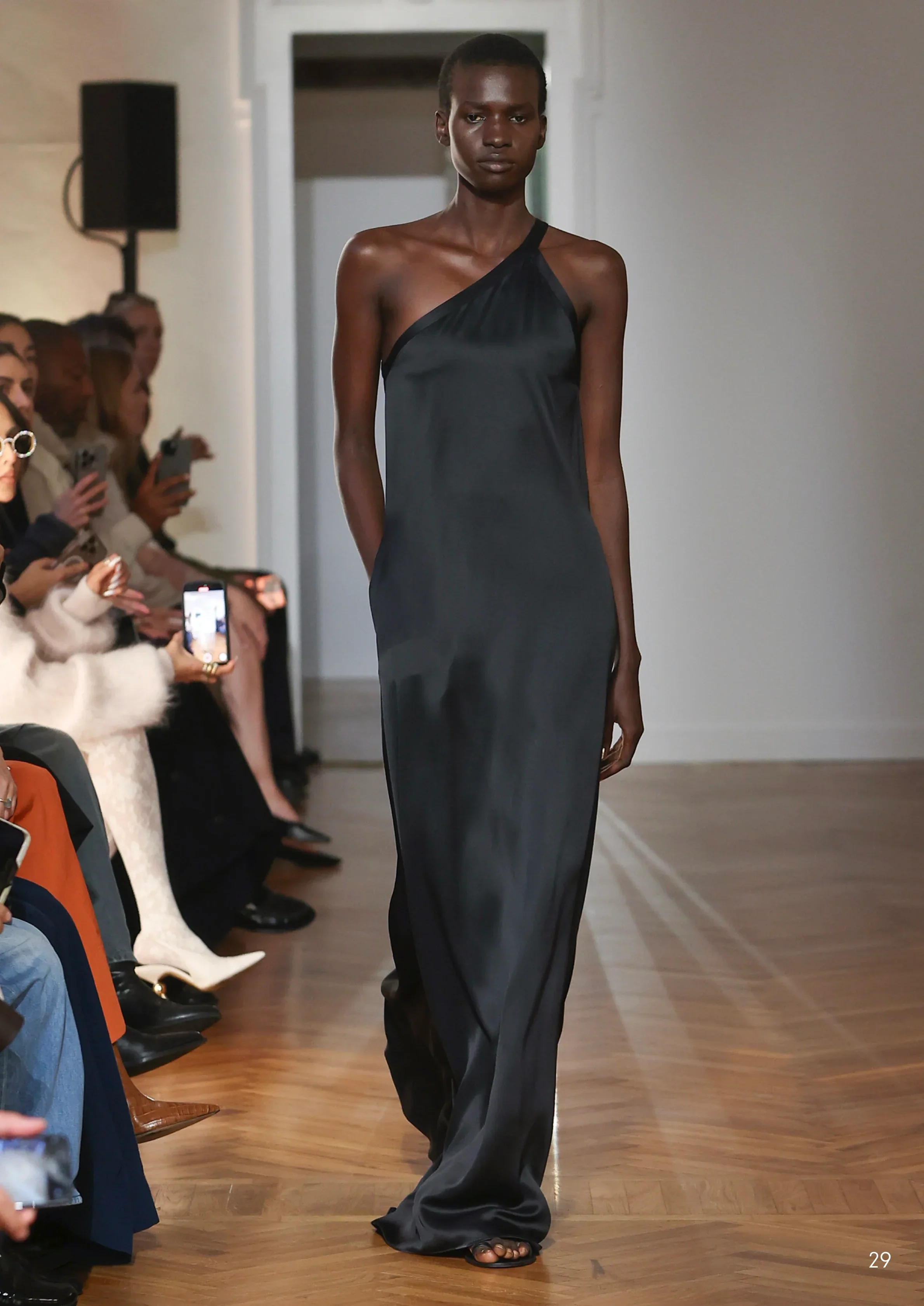 SASUPHI_SHOW_LOOKBOOK_SS26_FW_HI_RES_30.jpg.webp