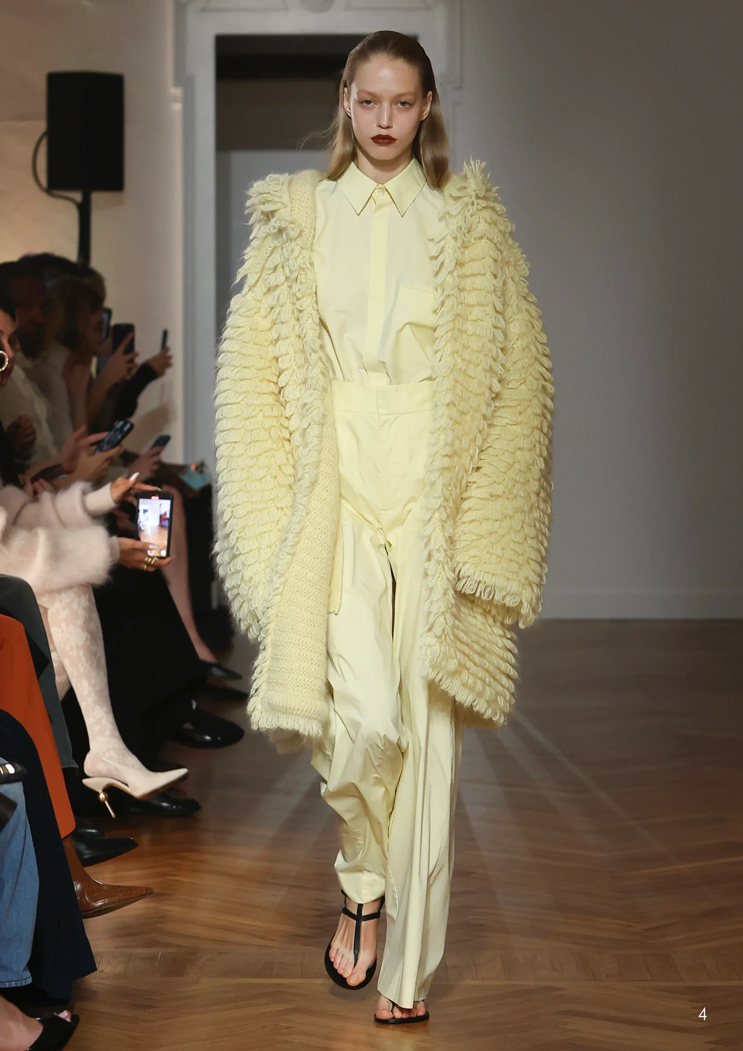 SASUPHI_SHOW_LOOKBOOK_SS26_FW_HI_RES_5.jpg.webp