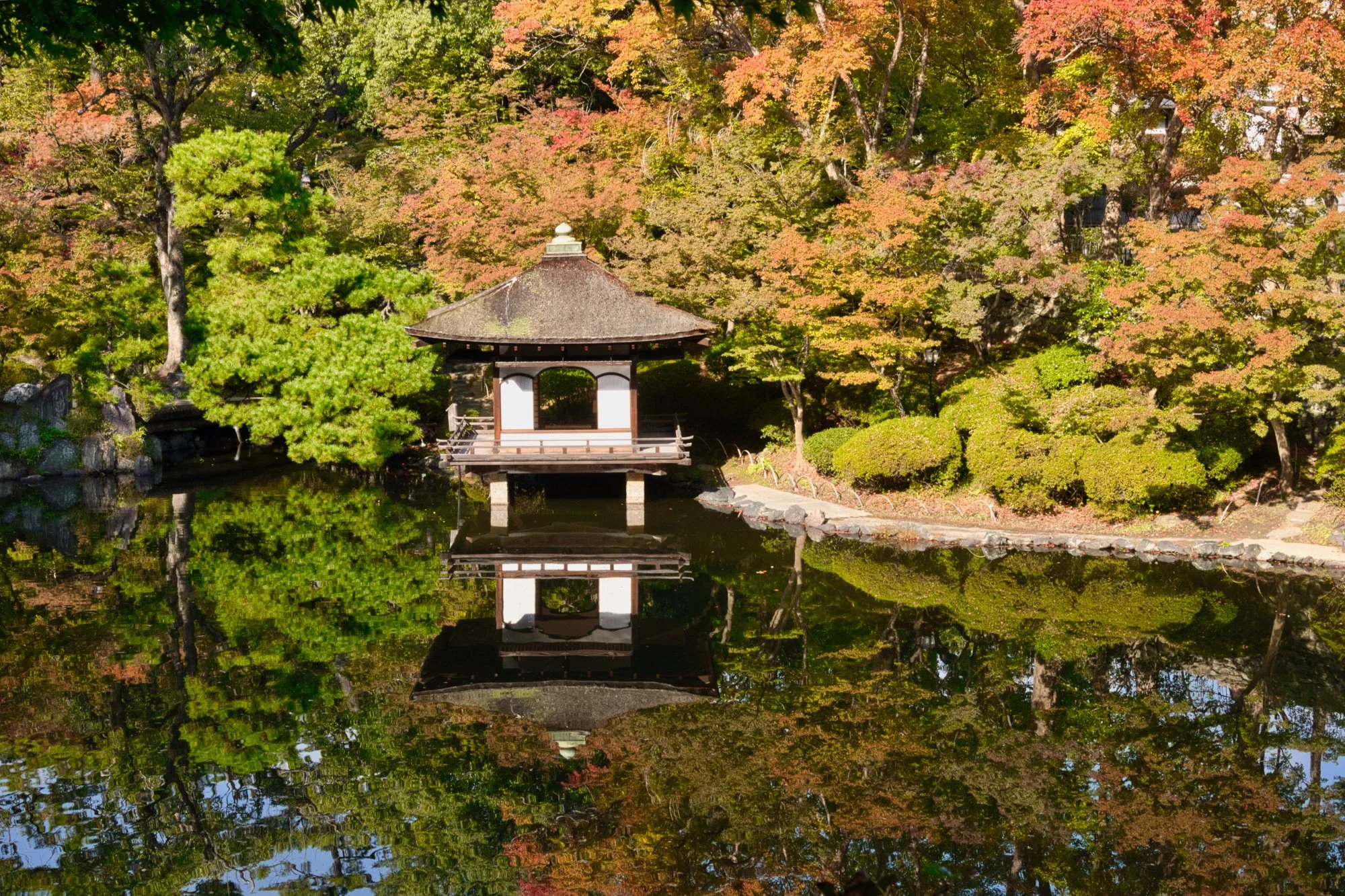 Wakayama - Momijidani Teien Koen