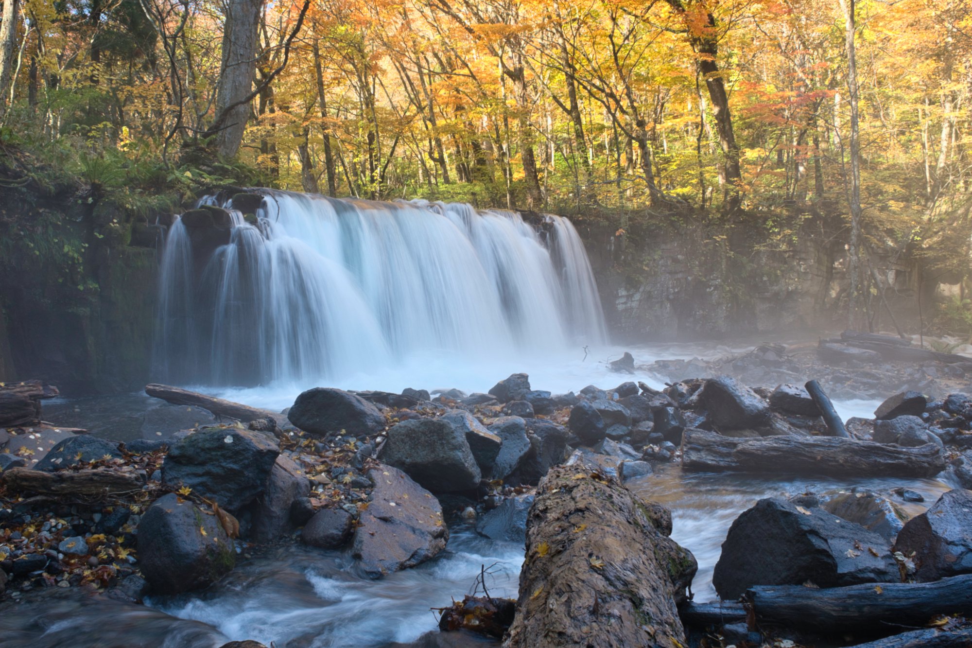 Aomori - Choshi Taki (Waterfall) in Oirase Gorge