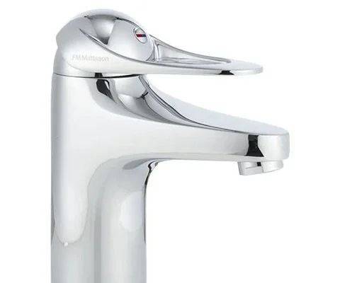 Kylkran i kromad metallfinish