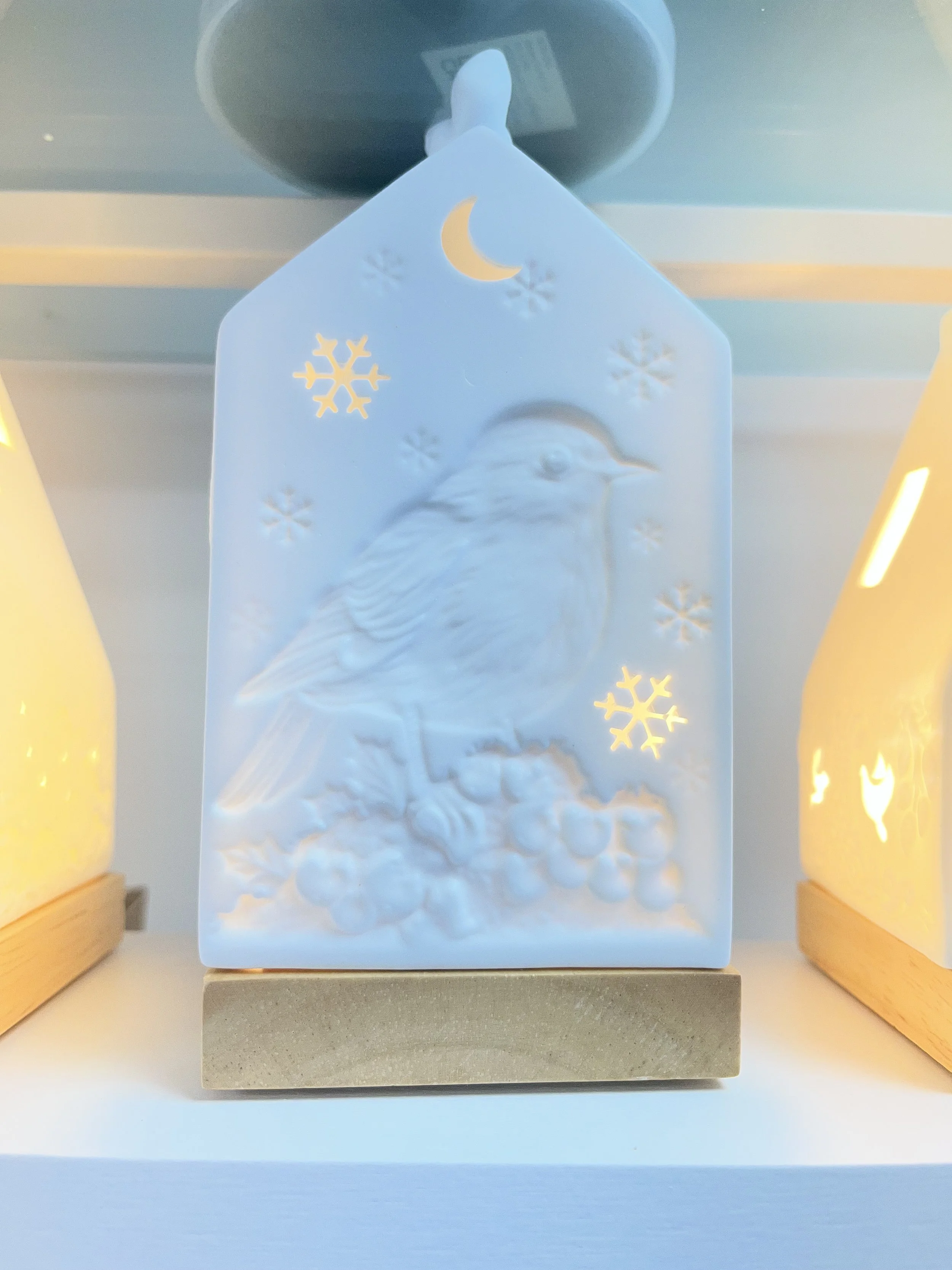 Robin& Snowflake Porcelain Luminary