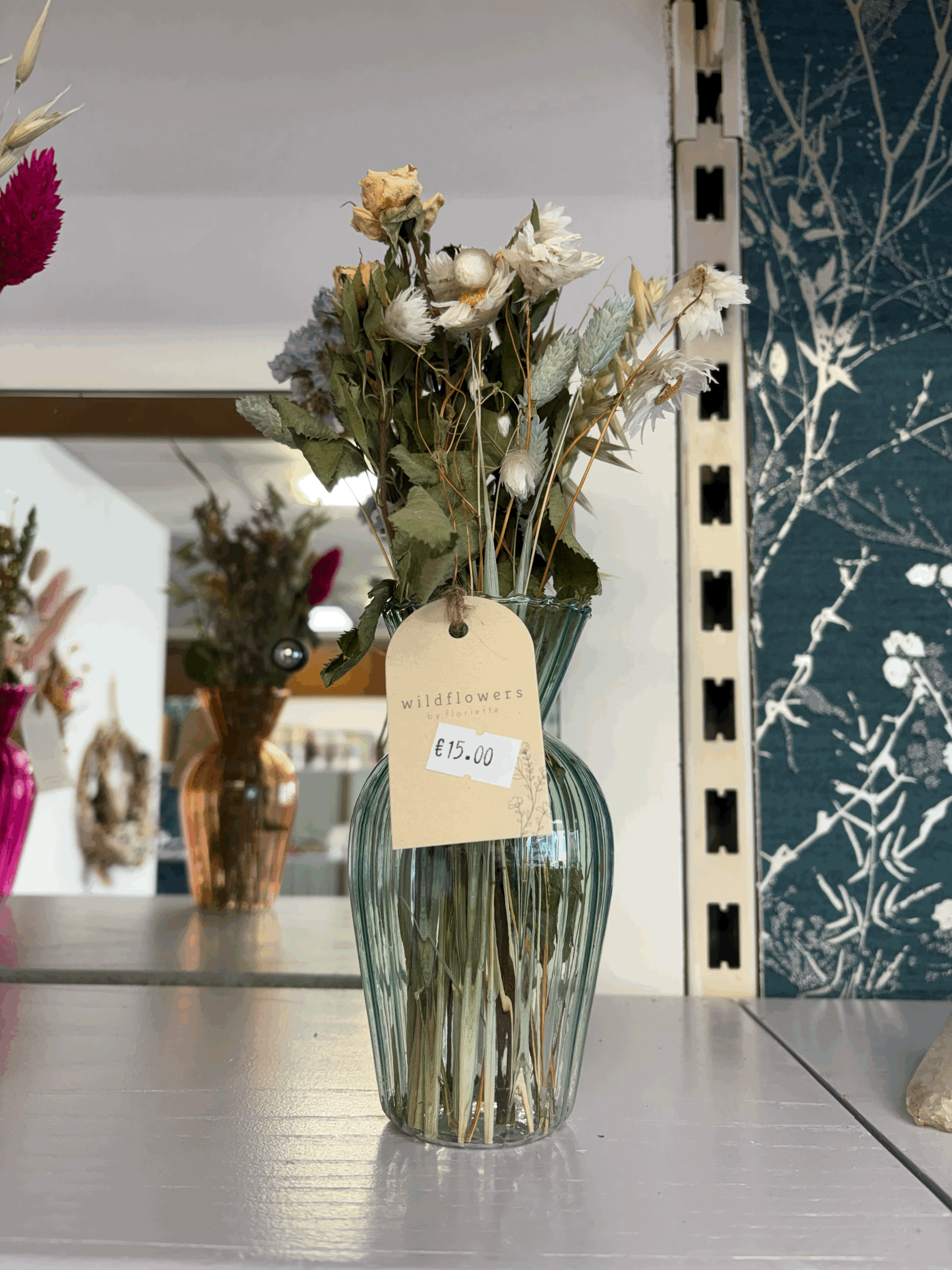 Dried flower vase