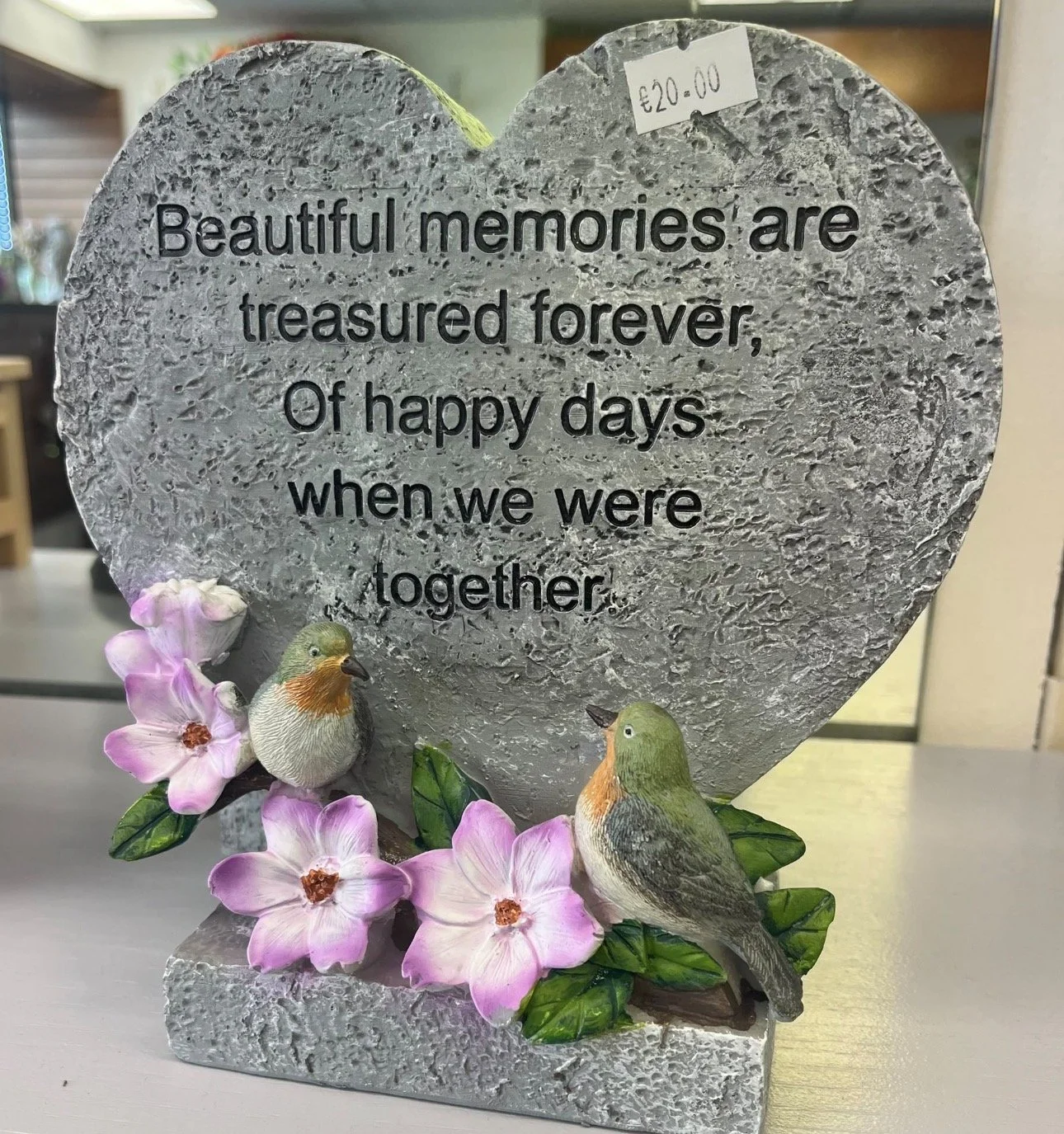 Polyresin Heart Shaped Memories with Robin