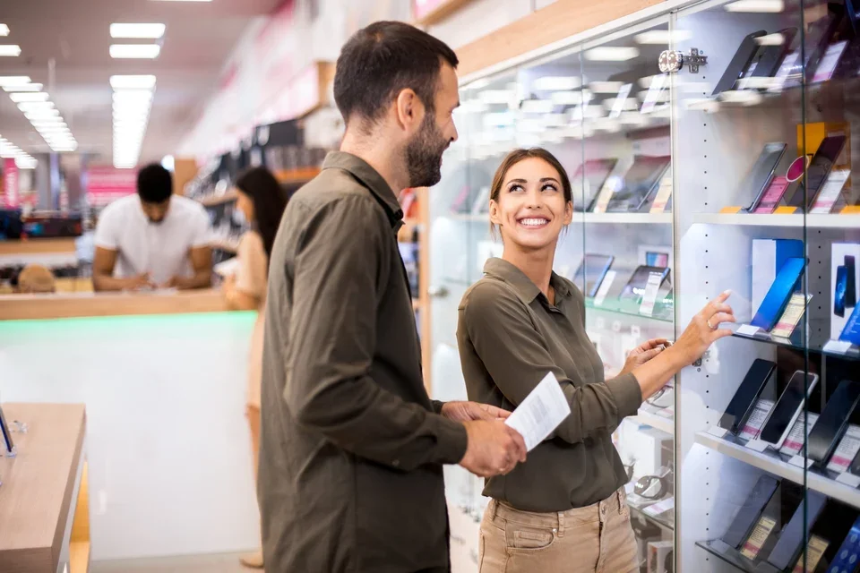 3 Progressive RFID Strategies Reshaping Consumer Electronics Retail