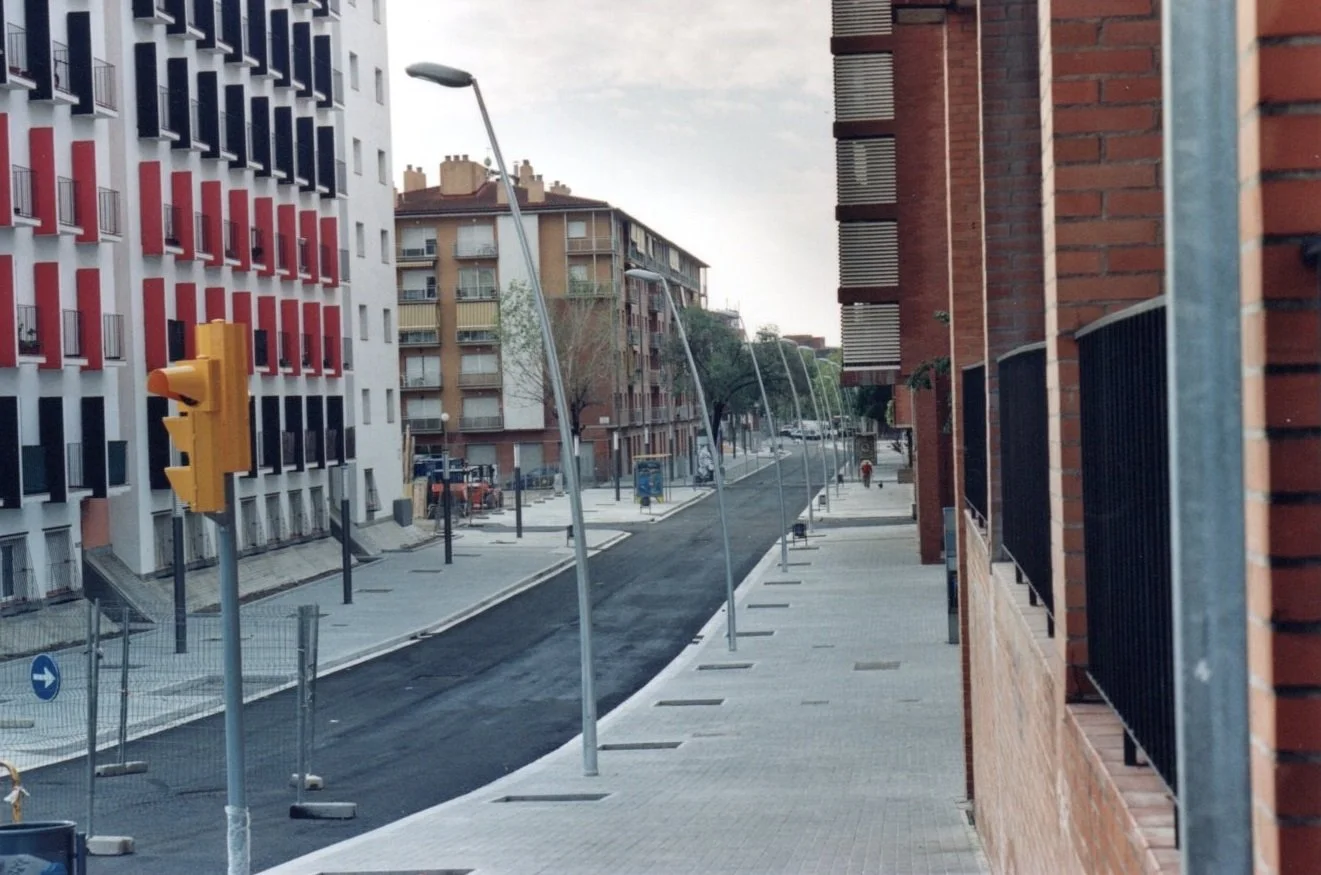2002 Agosto. Urbanización calle Tiana. Genaro Villagrasa.jpg