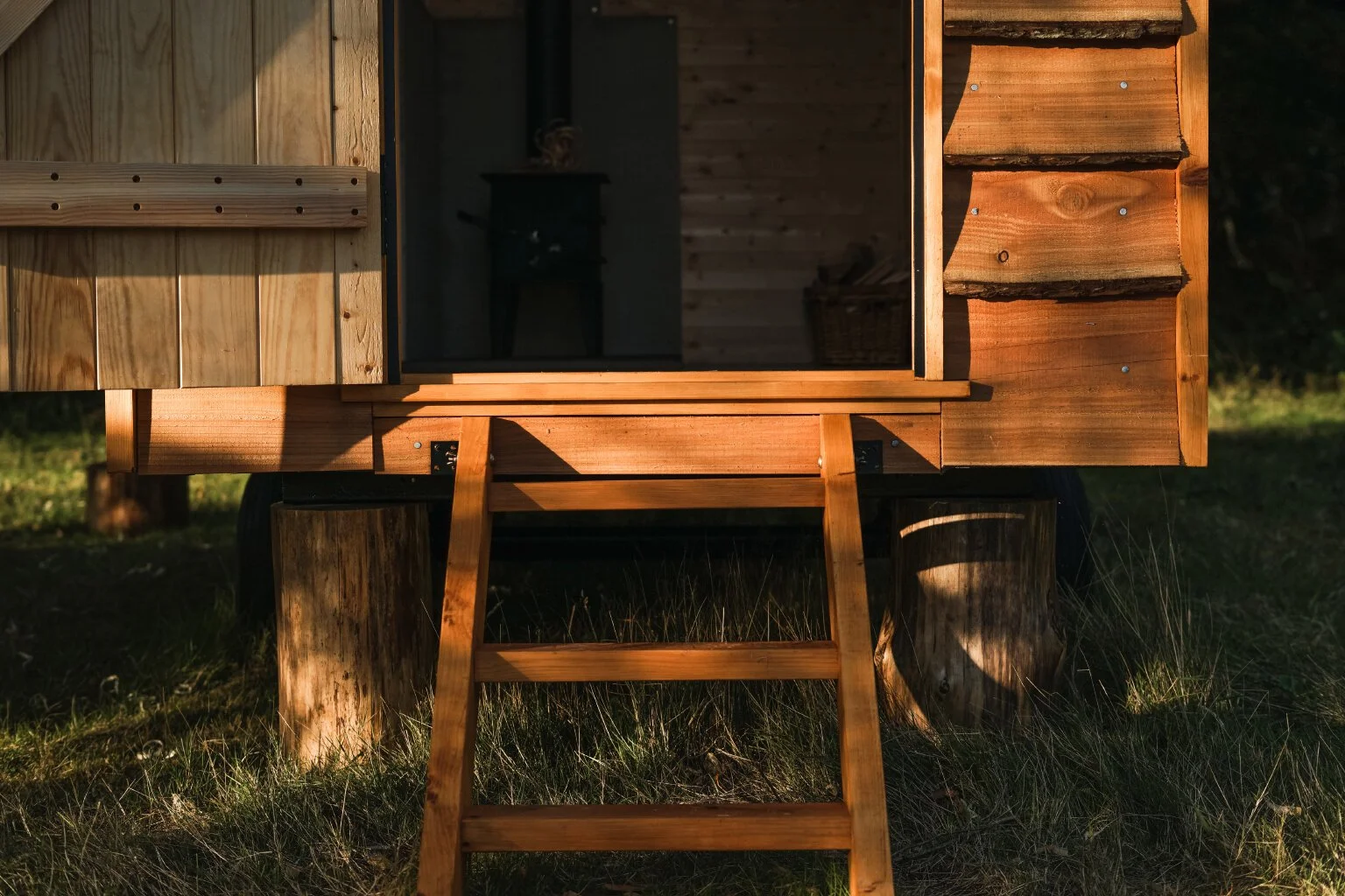Cabin_finished_2.jpg