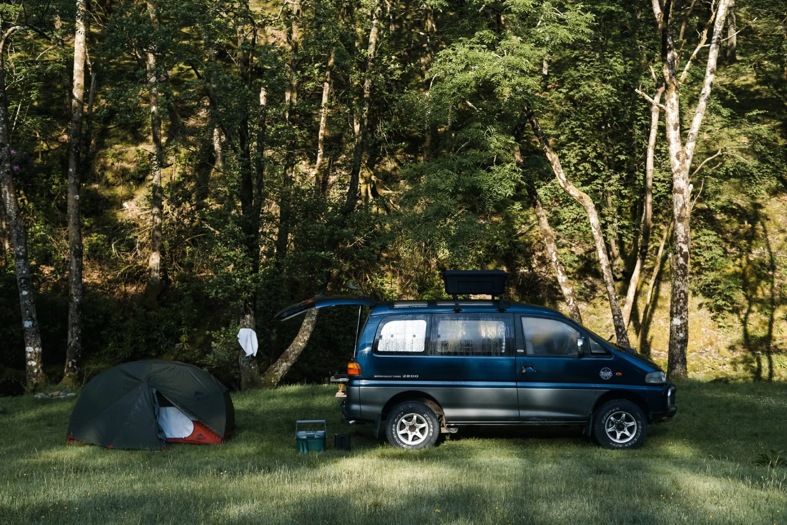  Camping set up by the stream 