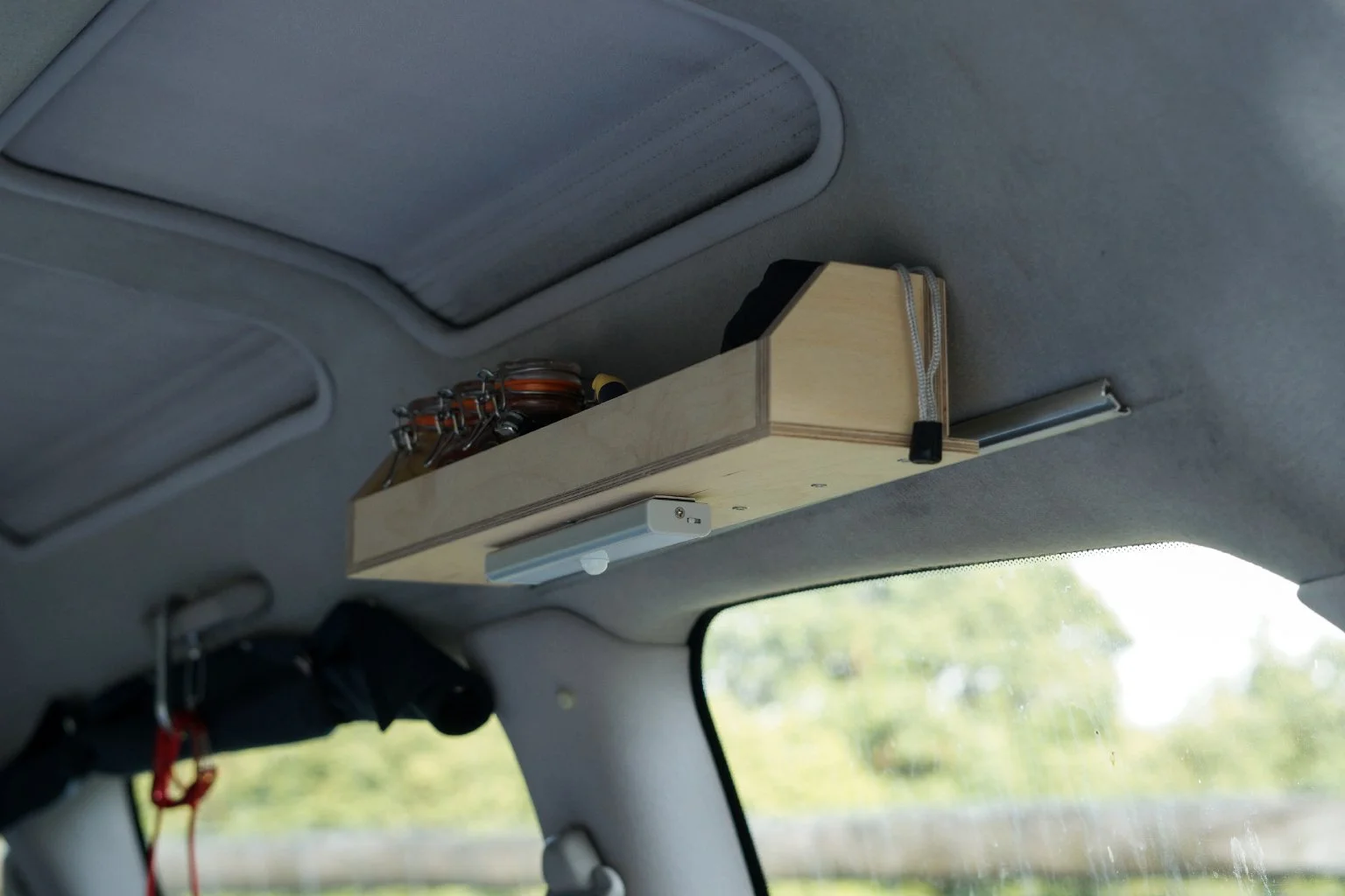  Storage for small things! 