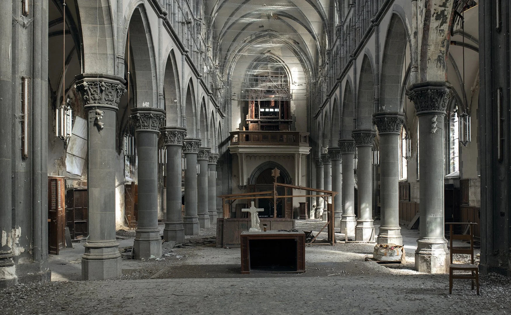EGLISES FERMEES