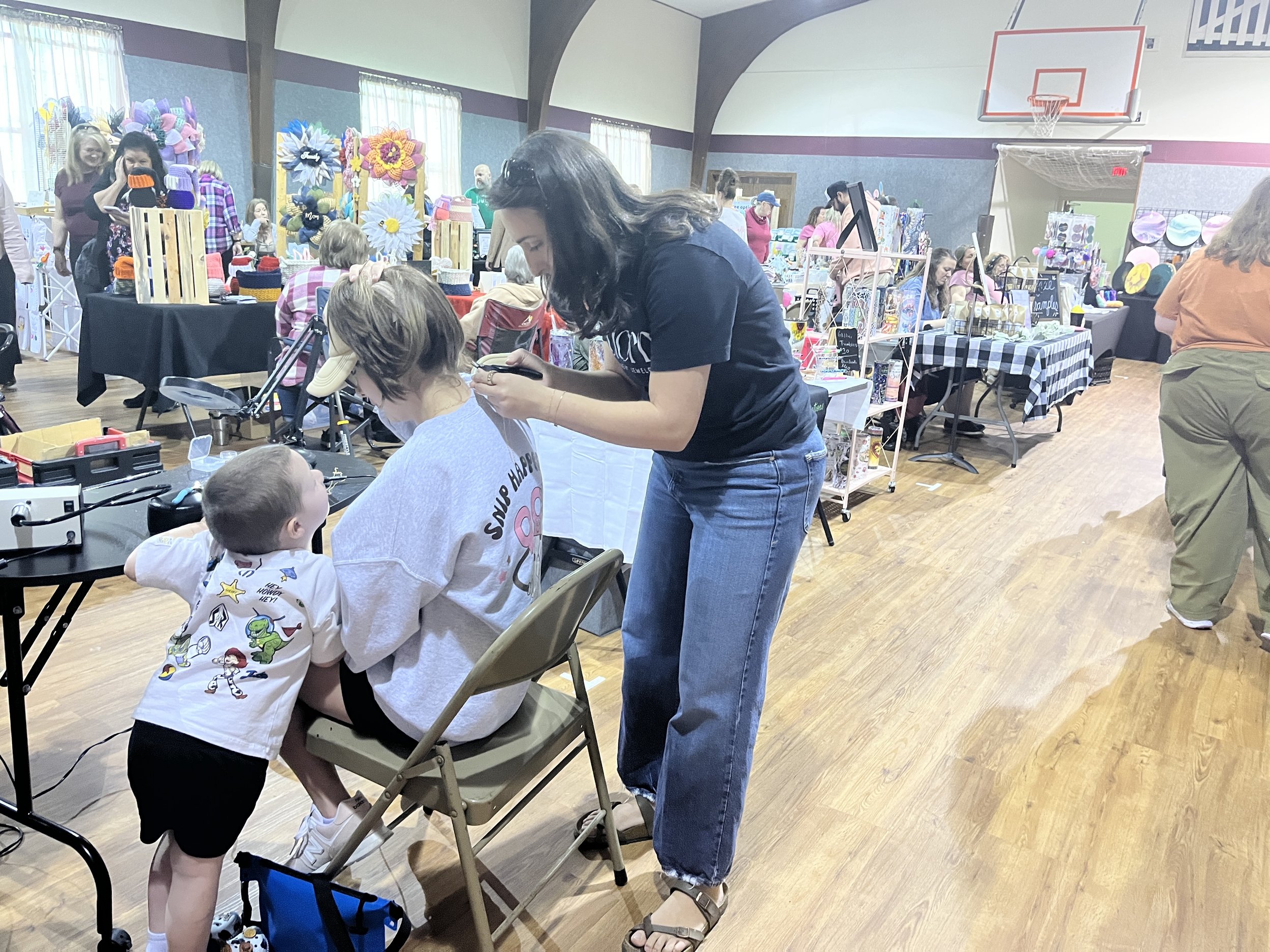 Jeffersonville Craft Market Inside