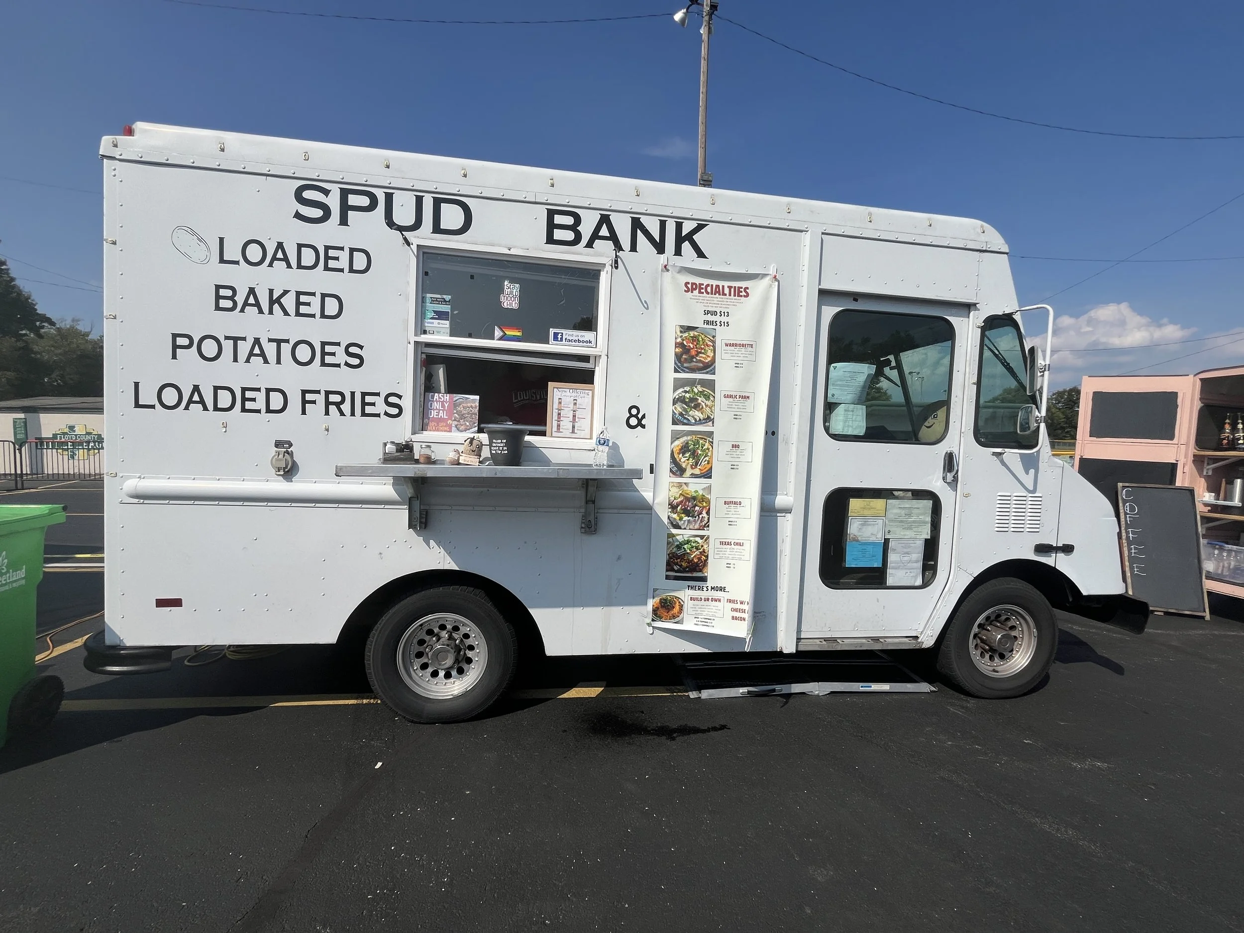 Floyds Knobs Craft Market Food Truck Spudbank