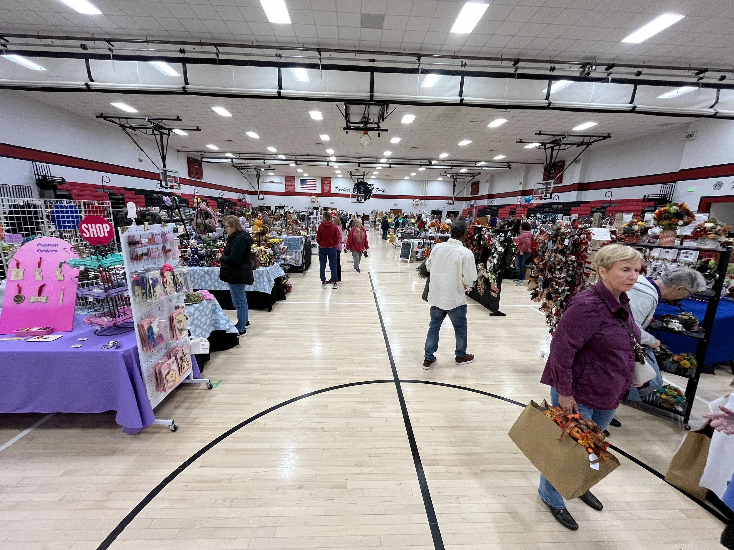 Scribner Middle Holiday Craft Fair Venue