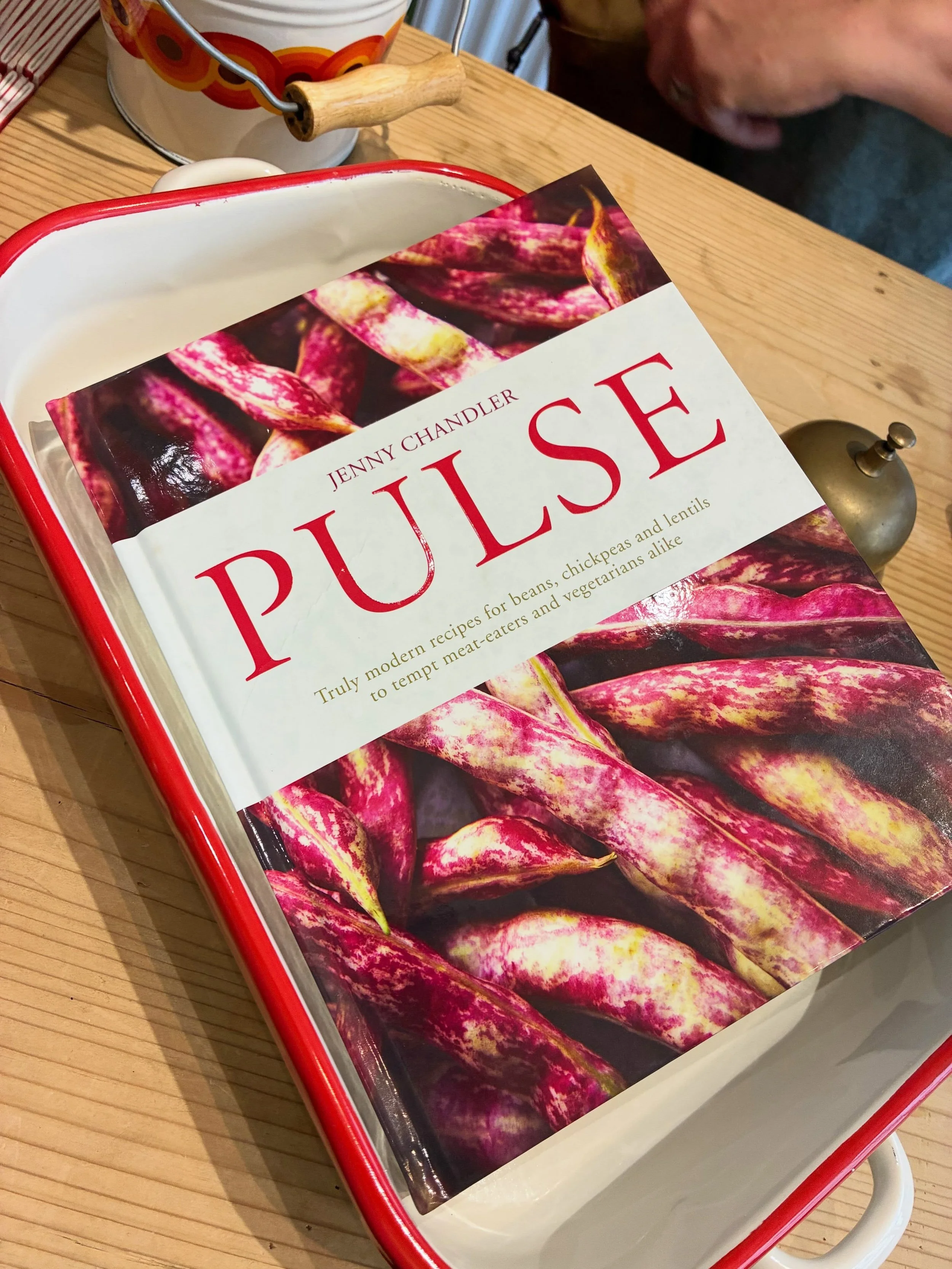 Our first official sale! @jennychandleruk - what a lovely book to kick off with, as well as my favourite roasting pan. 

Massive effort yesterday to pull it all together and we are very proud and happy. Thanks to our fabulous friends who helped us a 