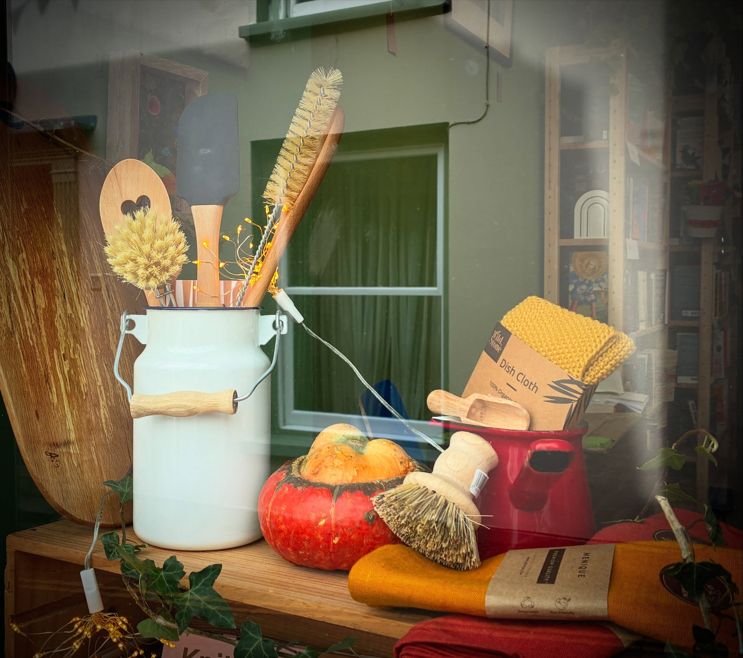 Autumn creeping in to our window display. 

1. Some kitchen goodies - useful and good looking. 

2. What my bedside table looks like.  Plus gorgeous cards for every occasion by @coogeller @demelsahaughton @roowaterhouseart @alexandrasnowdon 

3. Hist