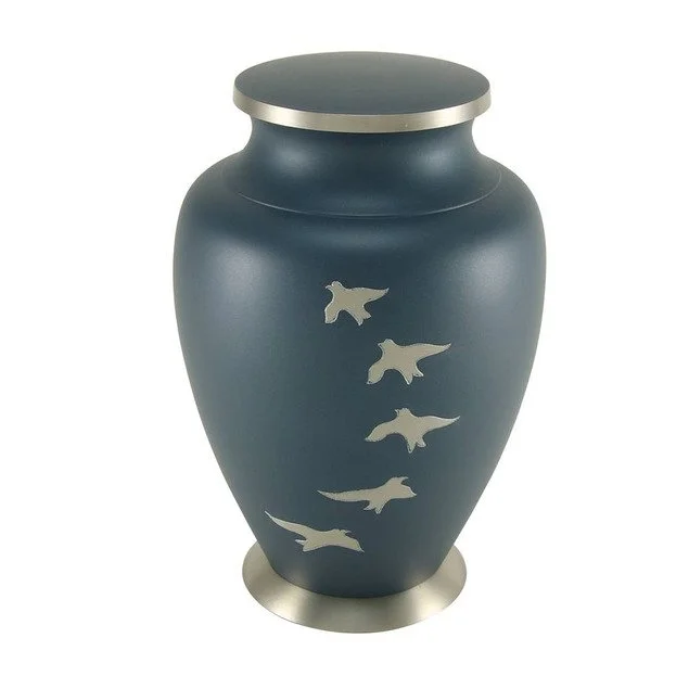 5242L Aria Ascending Urn
