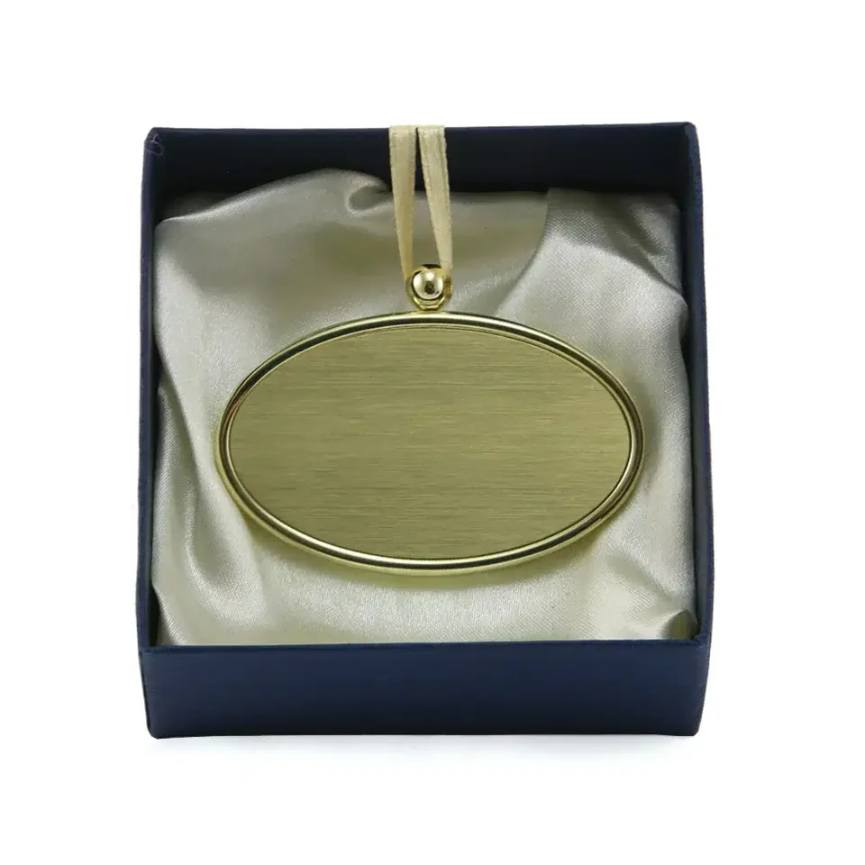 C400 Gold Oval Urn Pendant with Engraving.WebP