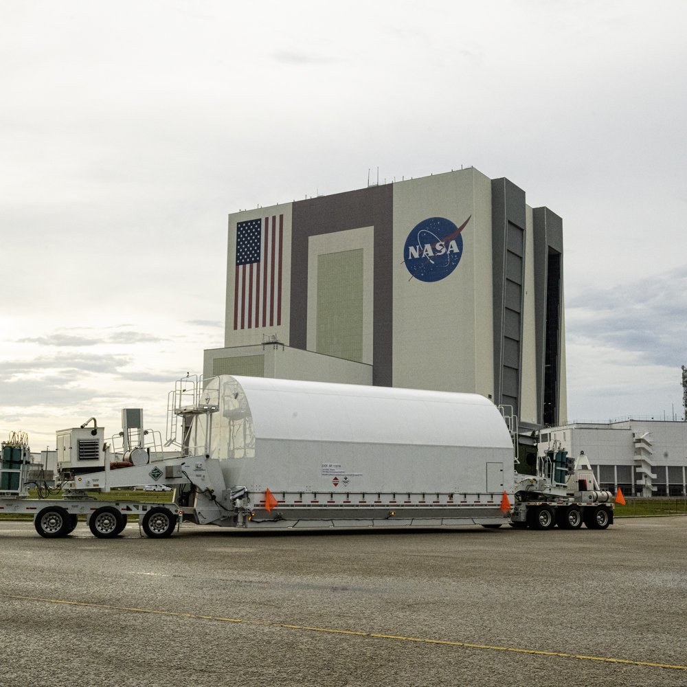 06212026Nancy In front of VAB (1 of 1).JPG