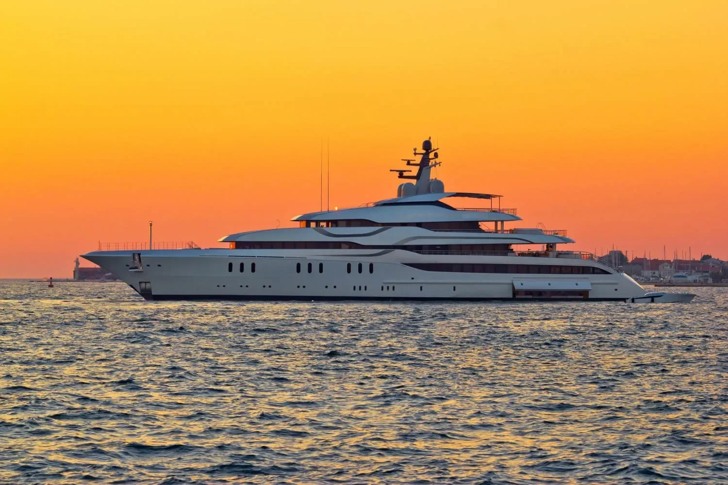 Yacht2.jpg.webp