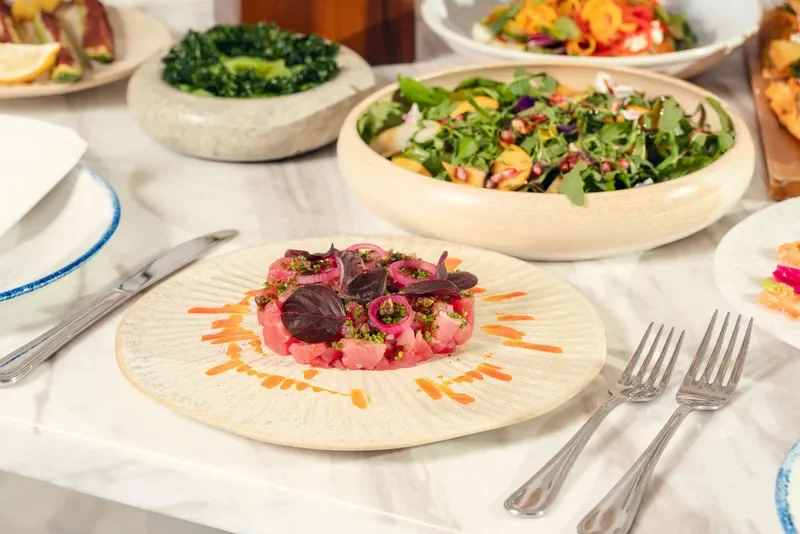 sls-playa-mujeres-fb-Liora-kosher_tuna_tartare.jpg.webp