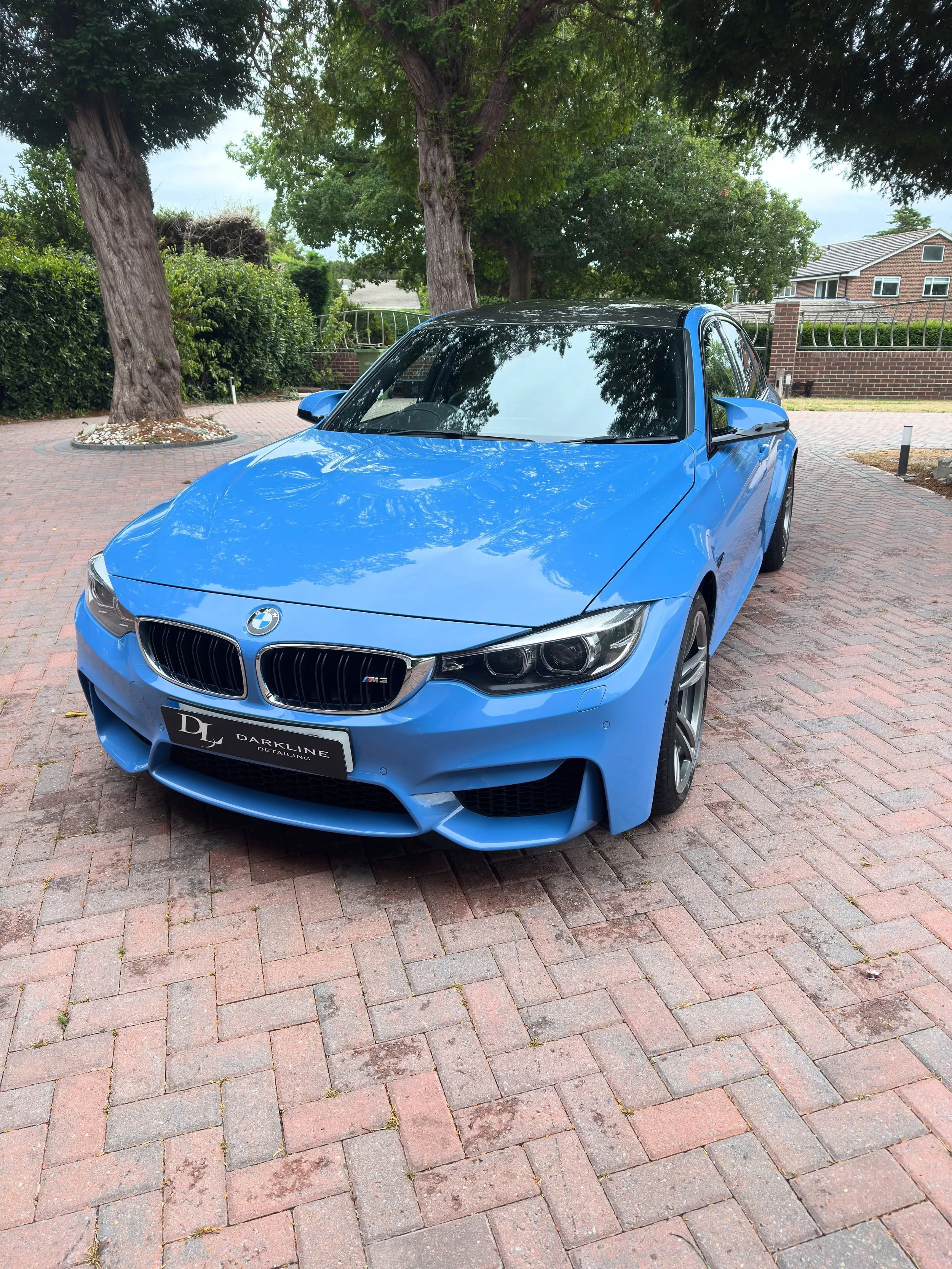 BMW M3 full valet and decontamination today ⚡️

Message us for any vehicles that need a reset 📲 

#detailing #detailinglife #bmw #m3 #hampshire