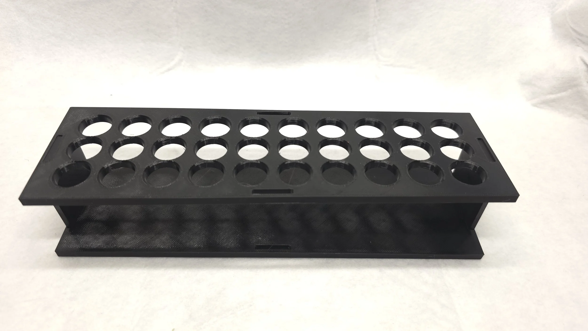 BMW Designs 30 slot Oilbrusher organizer