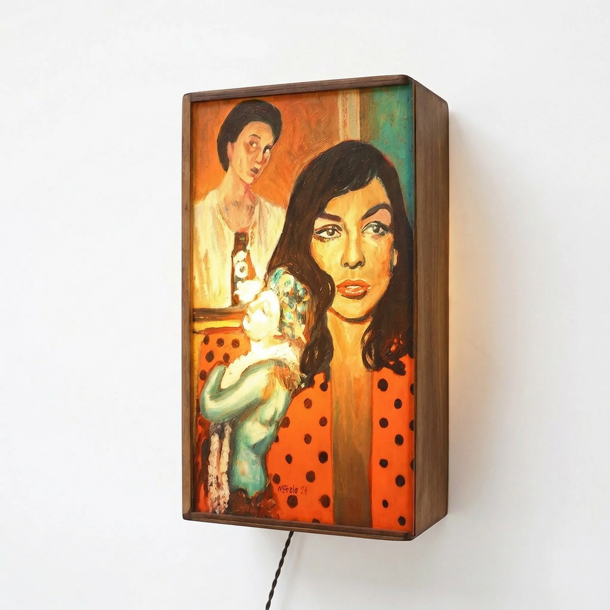 Close Up Katrine Storebo lightbox lit.jpg