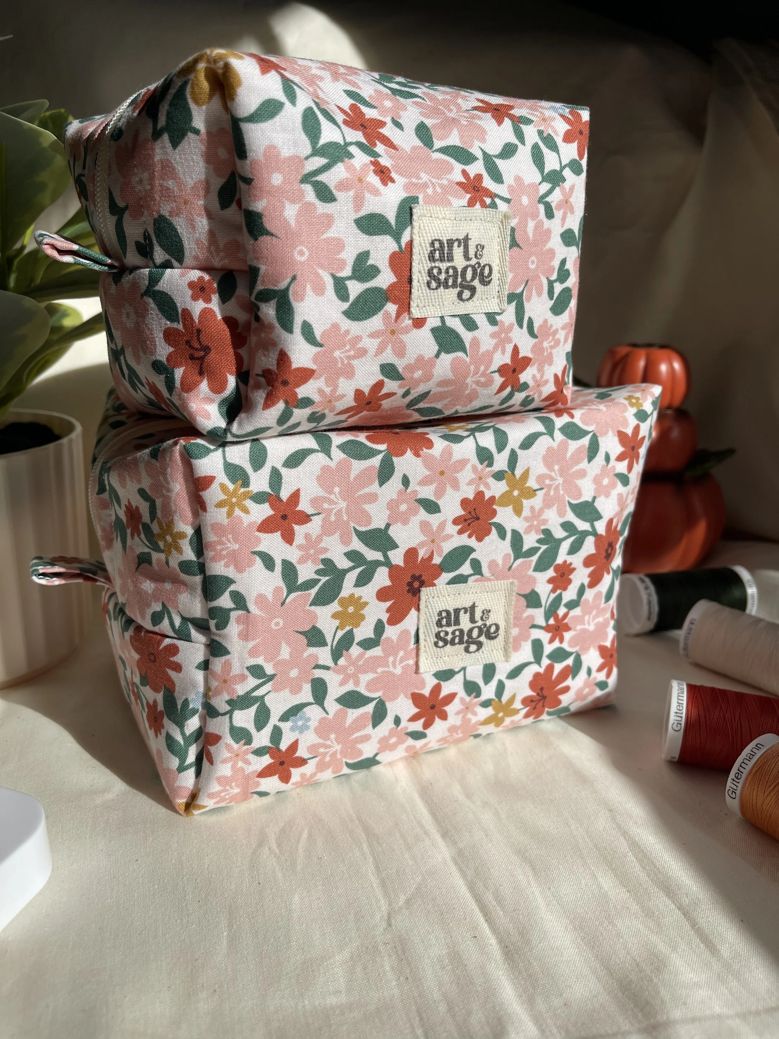 Cream Large Floral Bag - 002.jpg