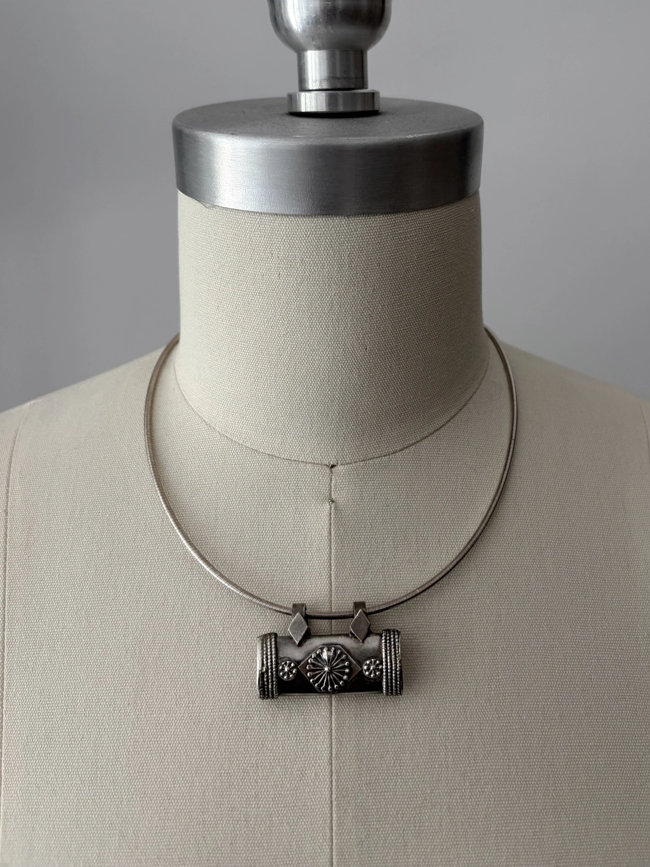 RARE ANTIQUE MIDDLE EASTERN OXIDIZED STERLING SILVER AMULET NECKLACE