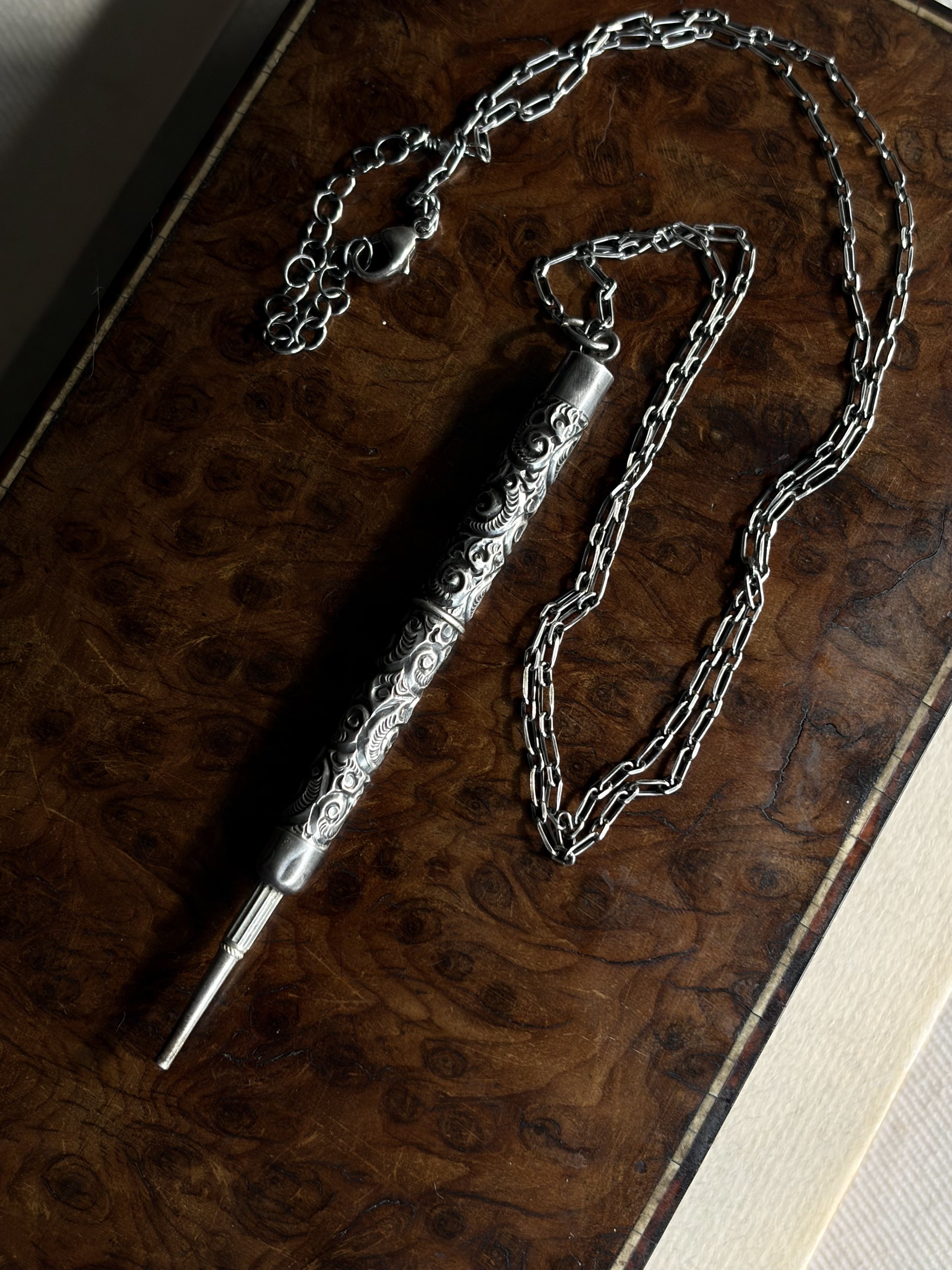 ANTIQUE OXIDIZED STERLING SILVER REPOUSSÉ PENCIL NECKLACE