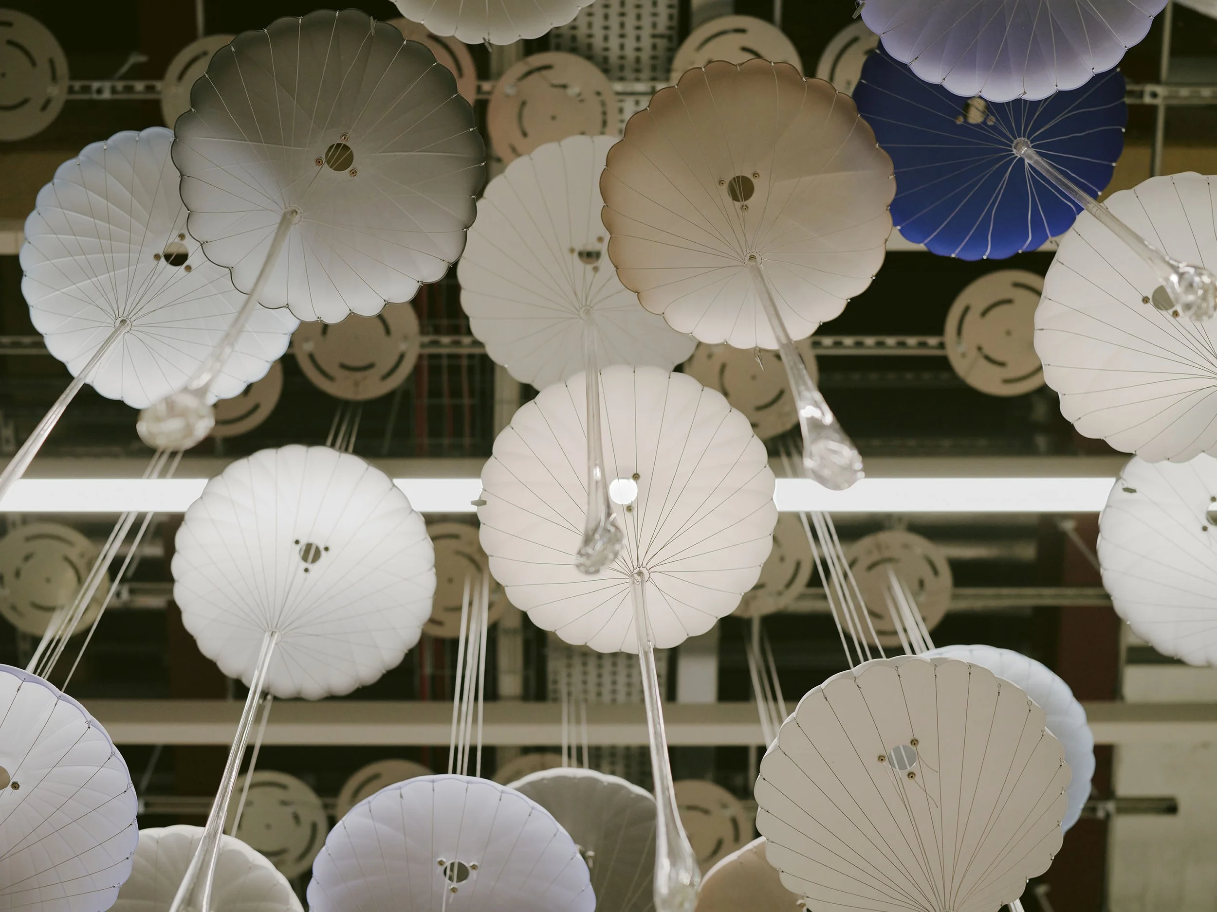 GSY_260413_chandelier_t2_194.jpg